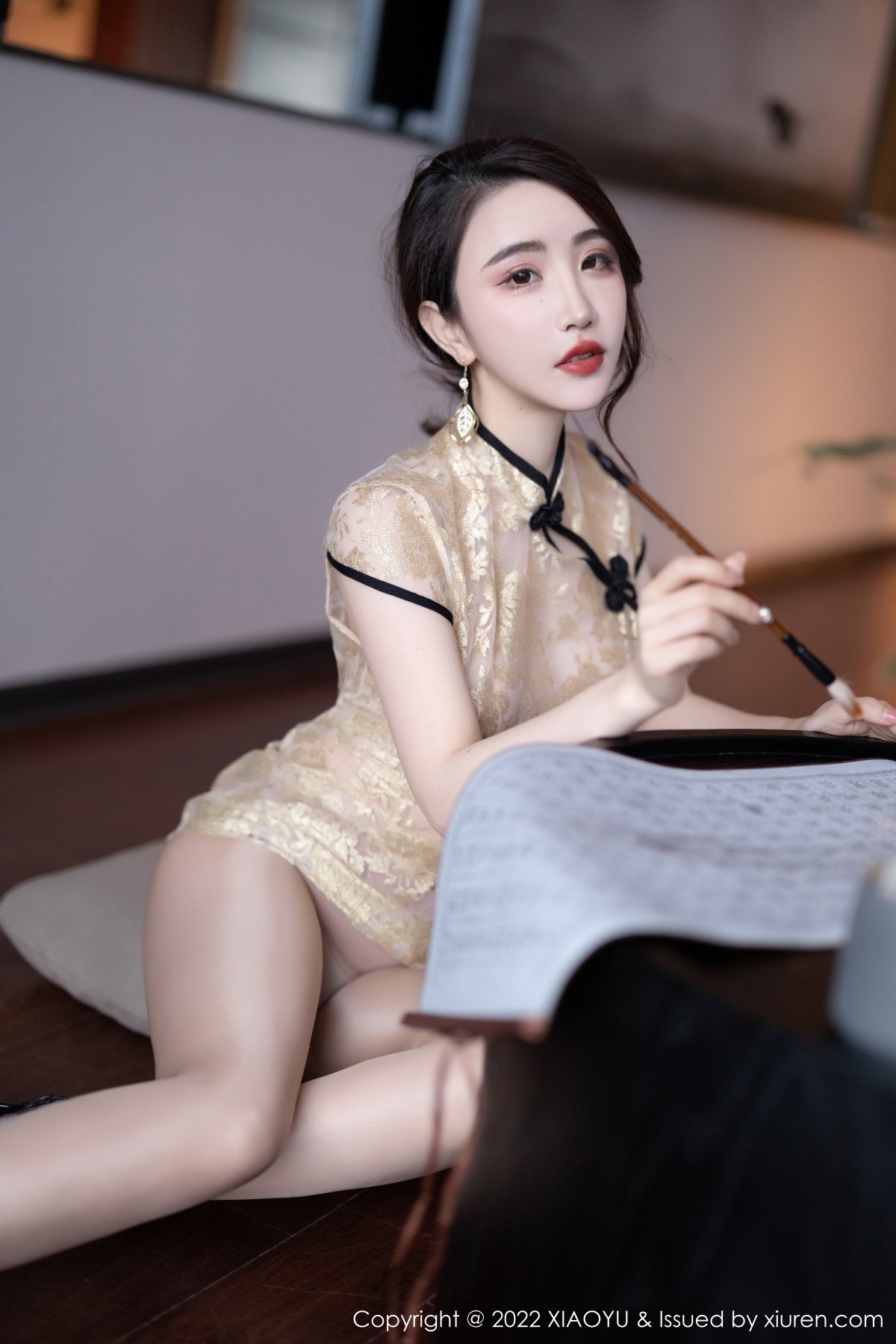 xgyw.top_[XiaoYu画语界]Vol.712_女神Cherry绯月樱惠州旅拍黄色轻透旗袍配超薄肉丝惹火诱惑写真70P