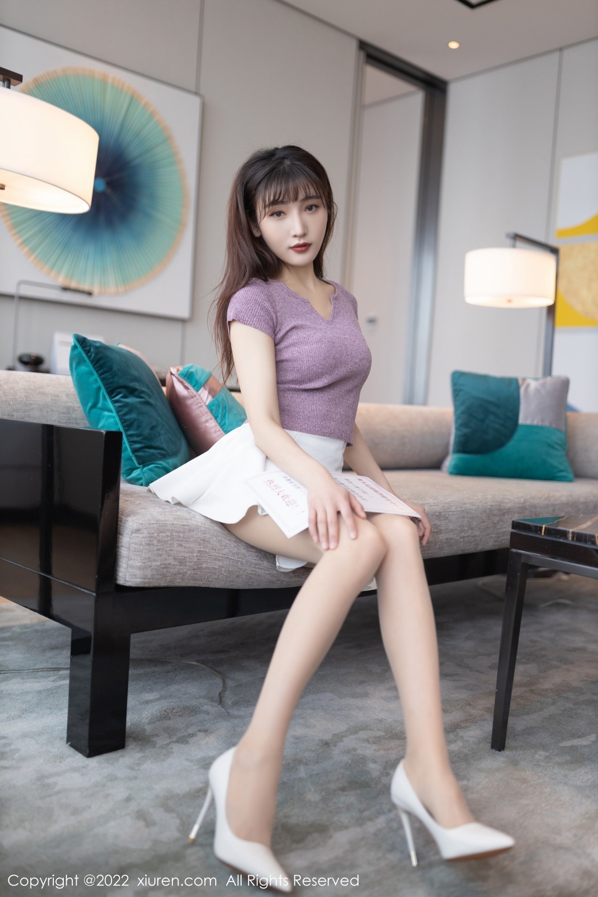 xgyw.top_[XiuRen秀人网]No.4570_模特陆萱萱角色扮演主题紫色上衣半脱露紫色内衣撩人诱惑写真79P