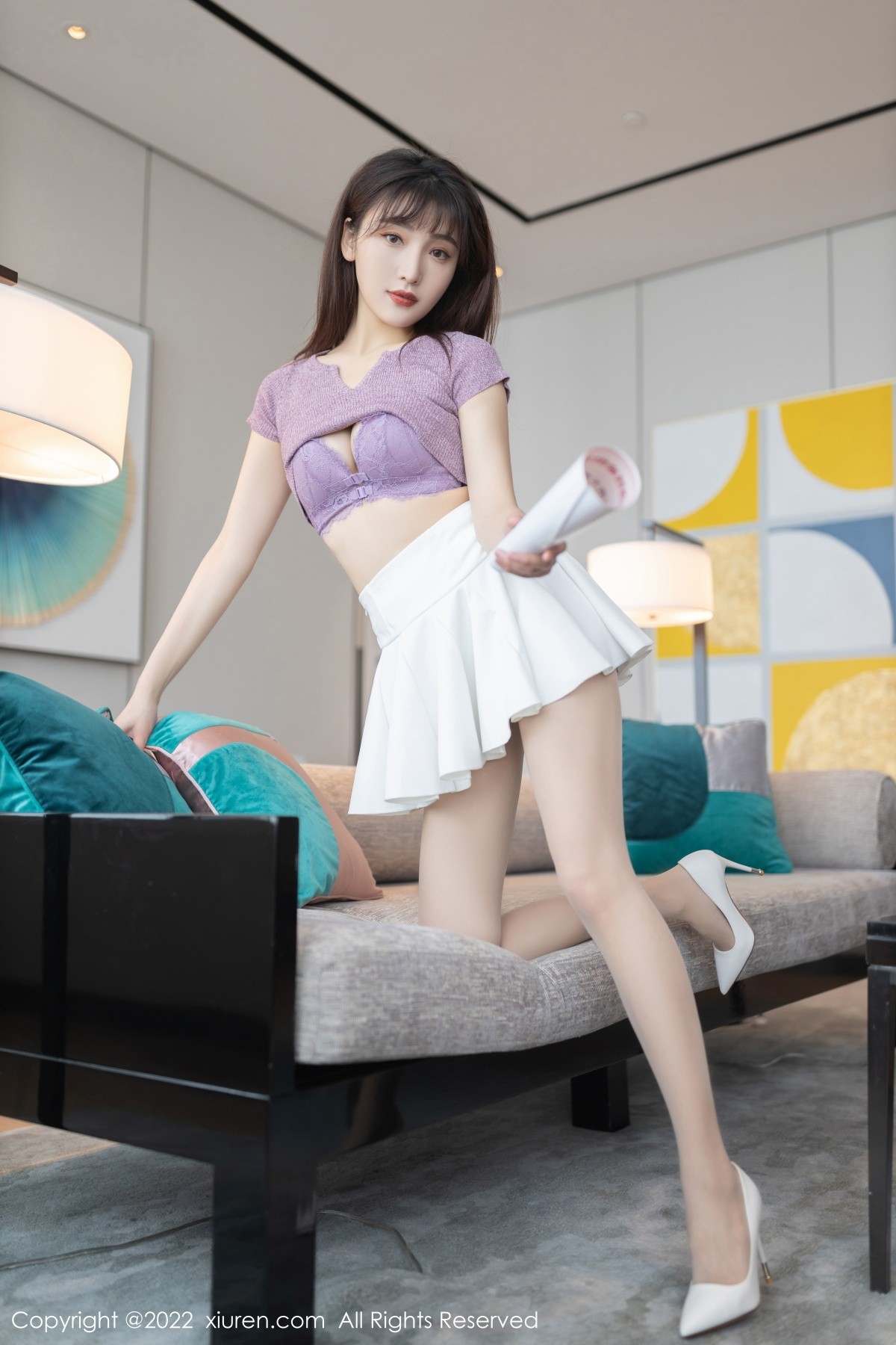 xgyw.top_[XiuRen秀人网]No.4570_模特陆萱萱角色扮演主题紫色上衣半脱露紫色内衣撩人诱惑写真79P