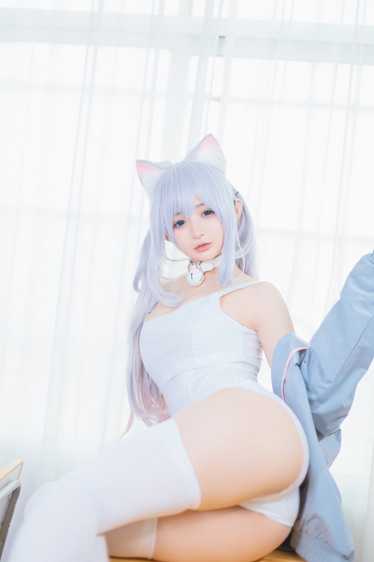 xgyw.top_网络美女桜井宁宁宁宁喵主题私房半脱运动外套露低胸吊带秀丰满身材诱惑写真49P