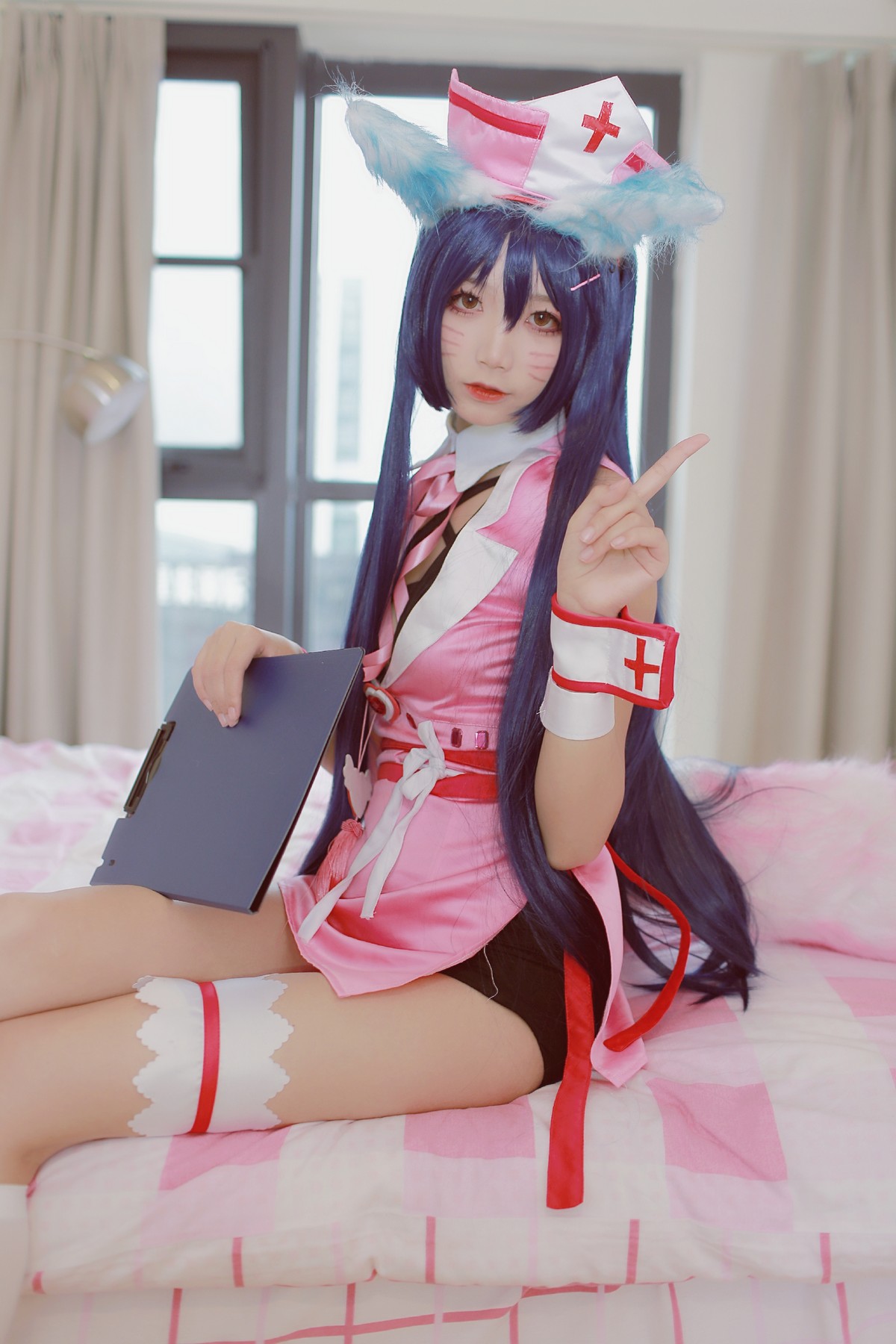 xgyw.top_清纯少女五更百鬼阿狸护士服主题私房性感护士装配白丝腿袜秀美腿诱惑写真37P