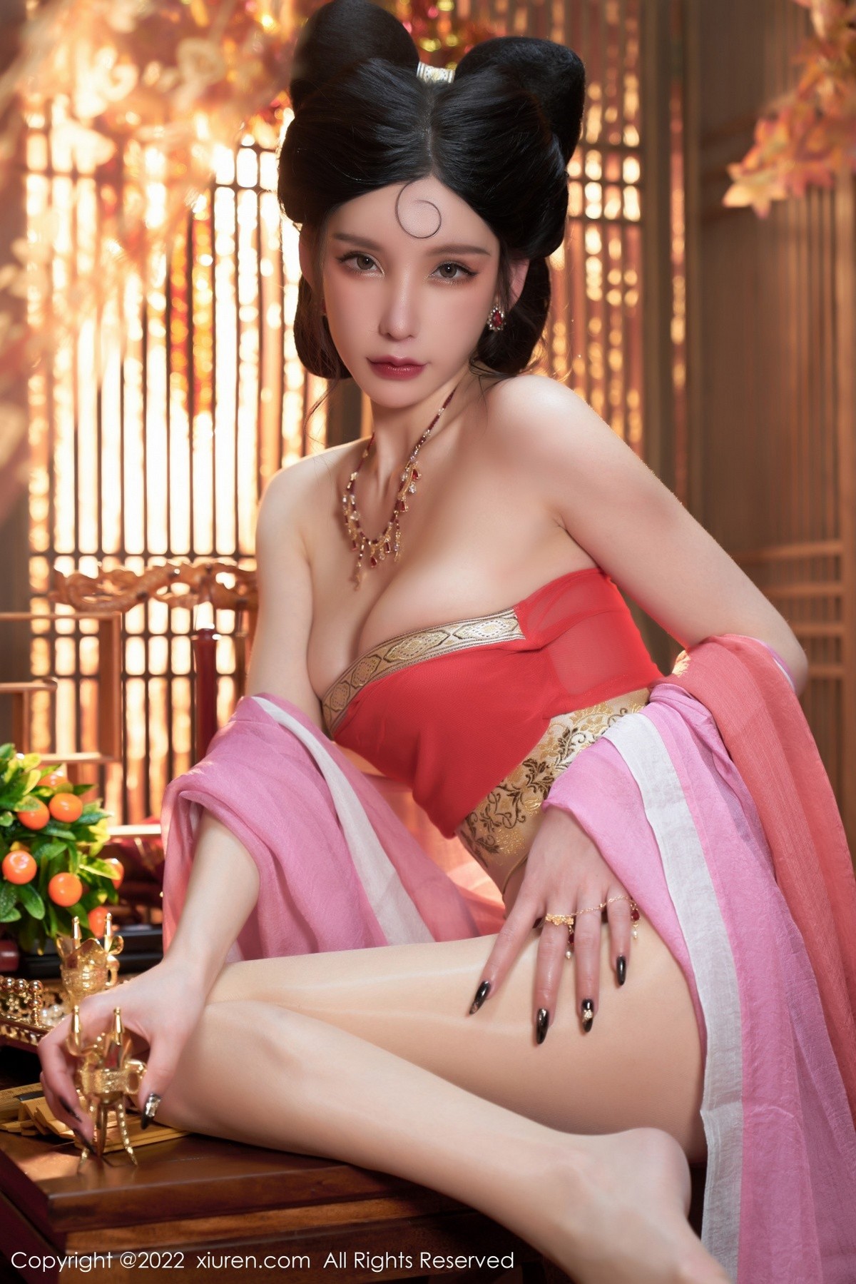 xgyw.top_XiuRen第4575期_女神周于希Sally三亚旅拍妲己角色扮演古装服饰性感迷人写真74P