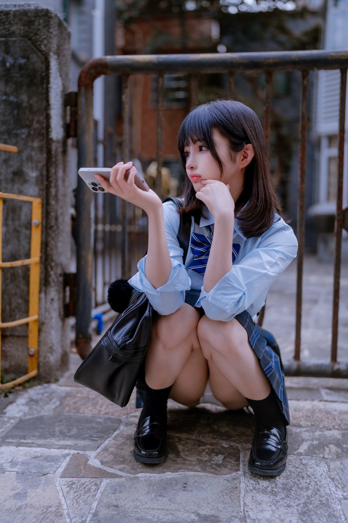 xgyw.top_网络美女桜井宁宁JK之居家主题私房床上半脱露性感白色蕾丝内衣丰满诱惑写真66P