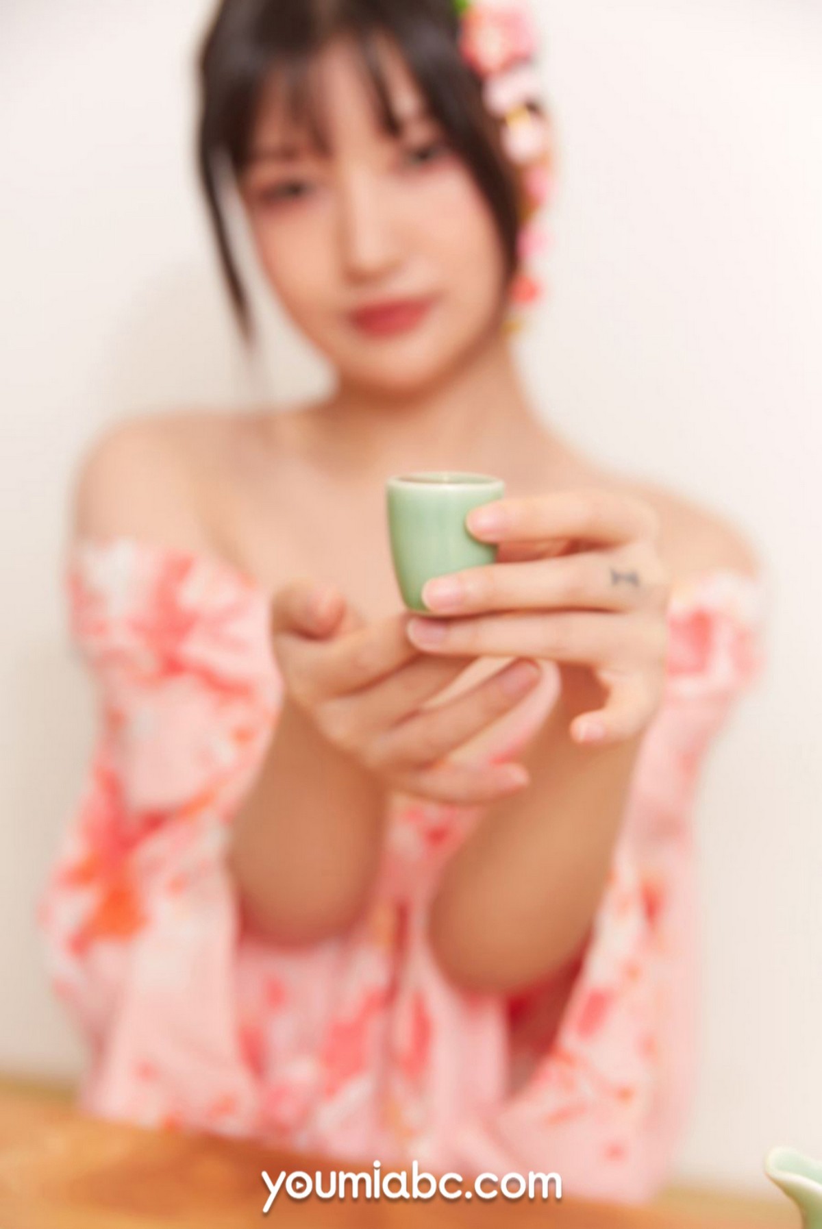 xgyw.top_[YouMi尤蜜]Vol.781_模特尹兒房间叙旧主题性感日系和服半脱秀丰满身材诱惑写真53P