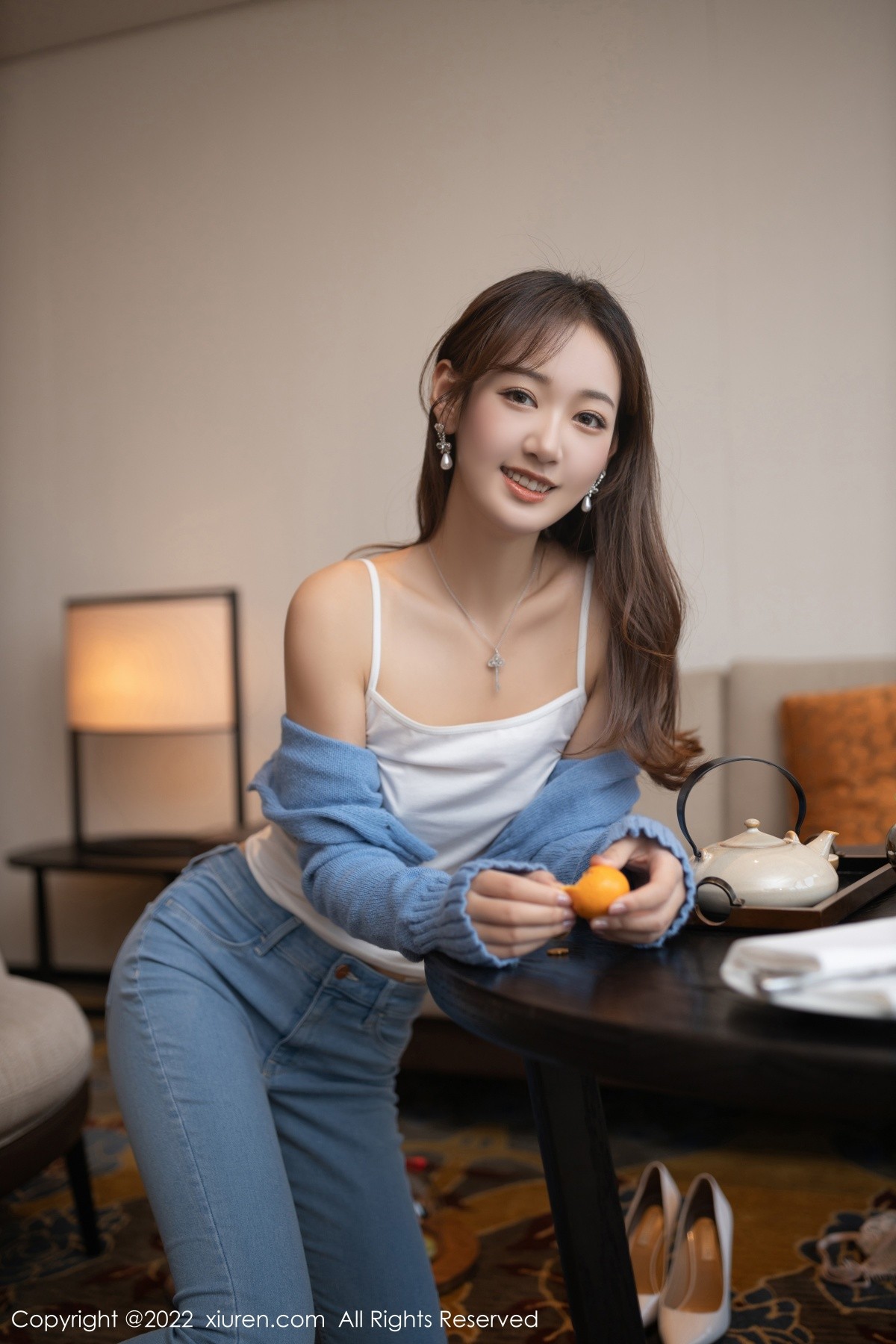 xgyw.top_XiuRen第4582期_模特唐安琪小学妹角色扮演轻透白色上衣配牛仔裤性感迷人写真73P