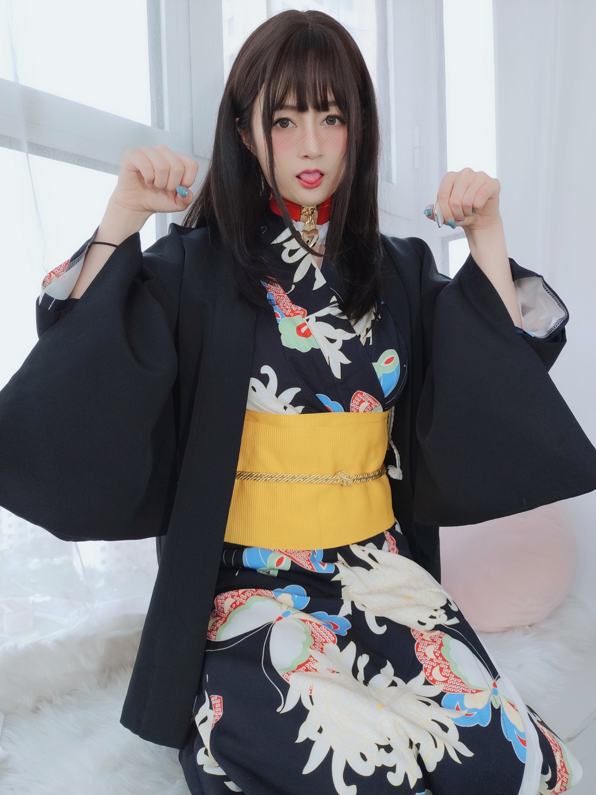 xgyw.top_Coser小姐姐白银和服下的秘密主题私房性感和服半撩露情趣内裤撩人诱惑写真64P