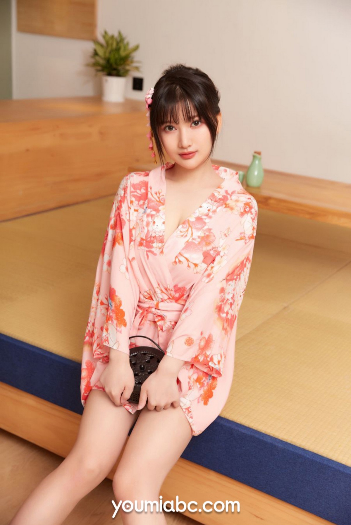 xgyw.top_[YouMi尤蜜]Vol.781_模特尹兒房间叙旧主题性感日系和服半脱秀丰满身材诱惑写真53P
