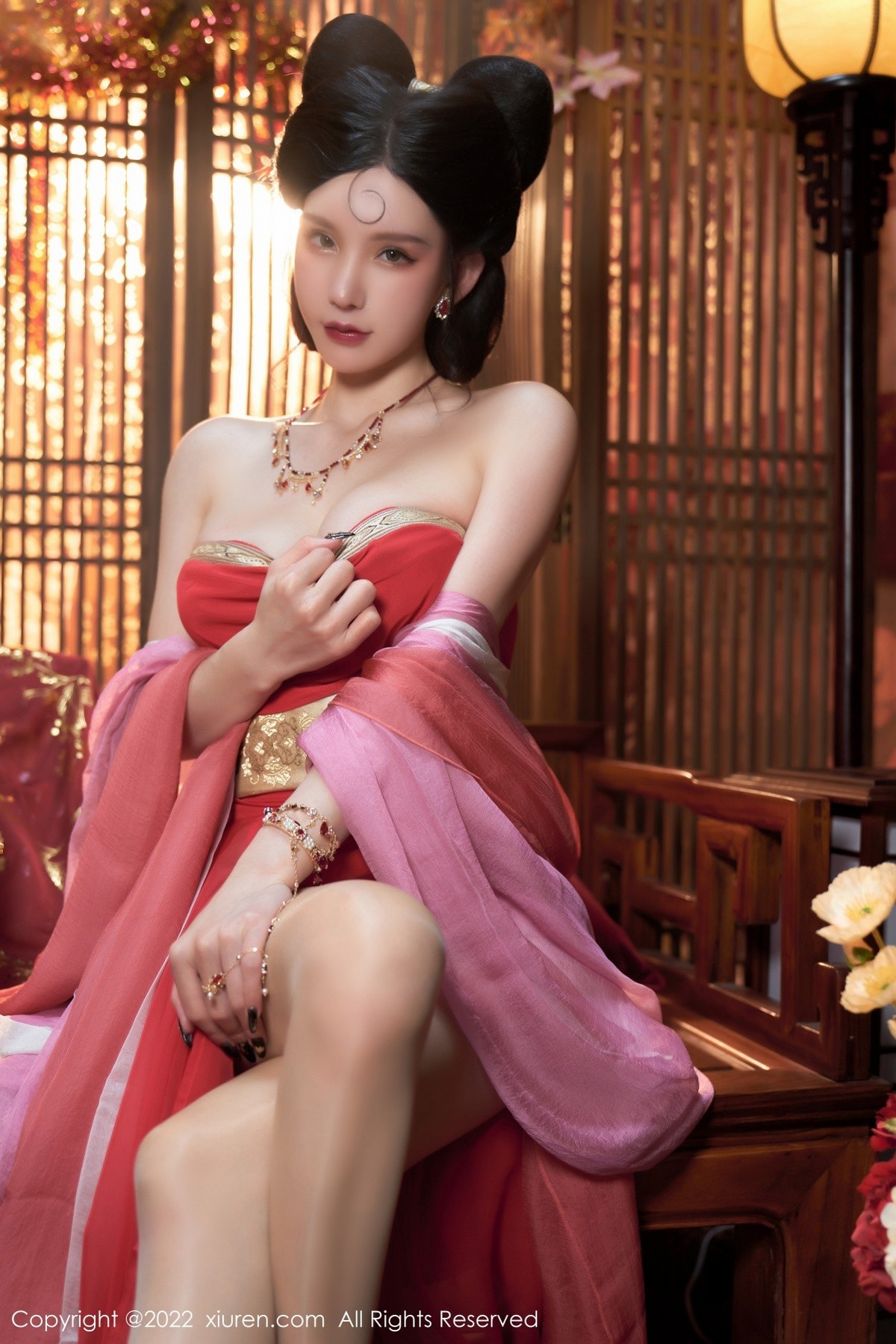 xgyw.top_XiuRen第4575期_女神周于希Sally三亚旅拍妲己角色扮演古装服饰性感迷人写真74P