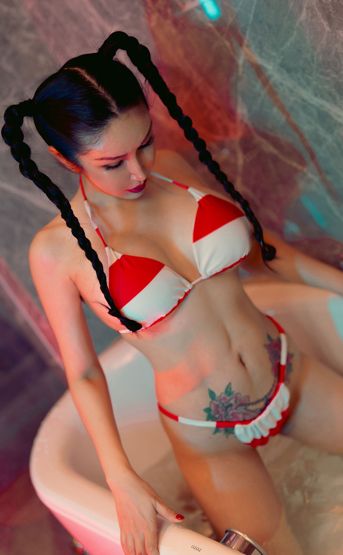 xgyw.top_[Ugirls爱尤物]No.2268_模特田冰冰私房浴室性感三点式内衣秀丰满身材撩人诱惑写真35P