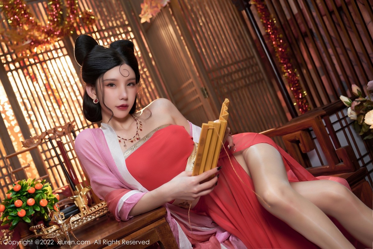 xgyw.top_XiuRen第4575期_女神周于希Sally三亚旅拍妲己角色扮演古装服饰性感迷人写真74P