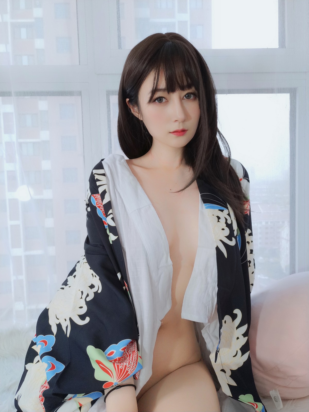 xgyw.top_Coser小姐姐白银和服下的秘密主题私房性感和服半撩露情趣内裤撩人诱惑写真64P