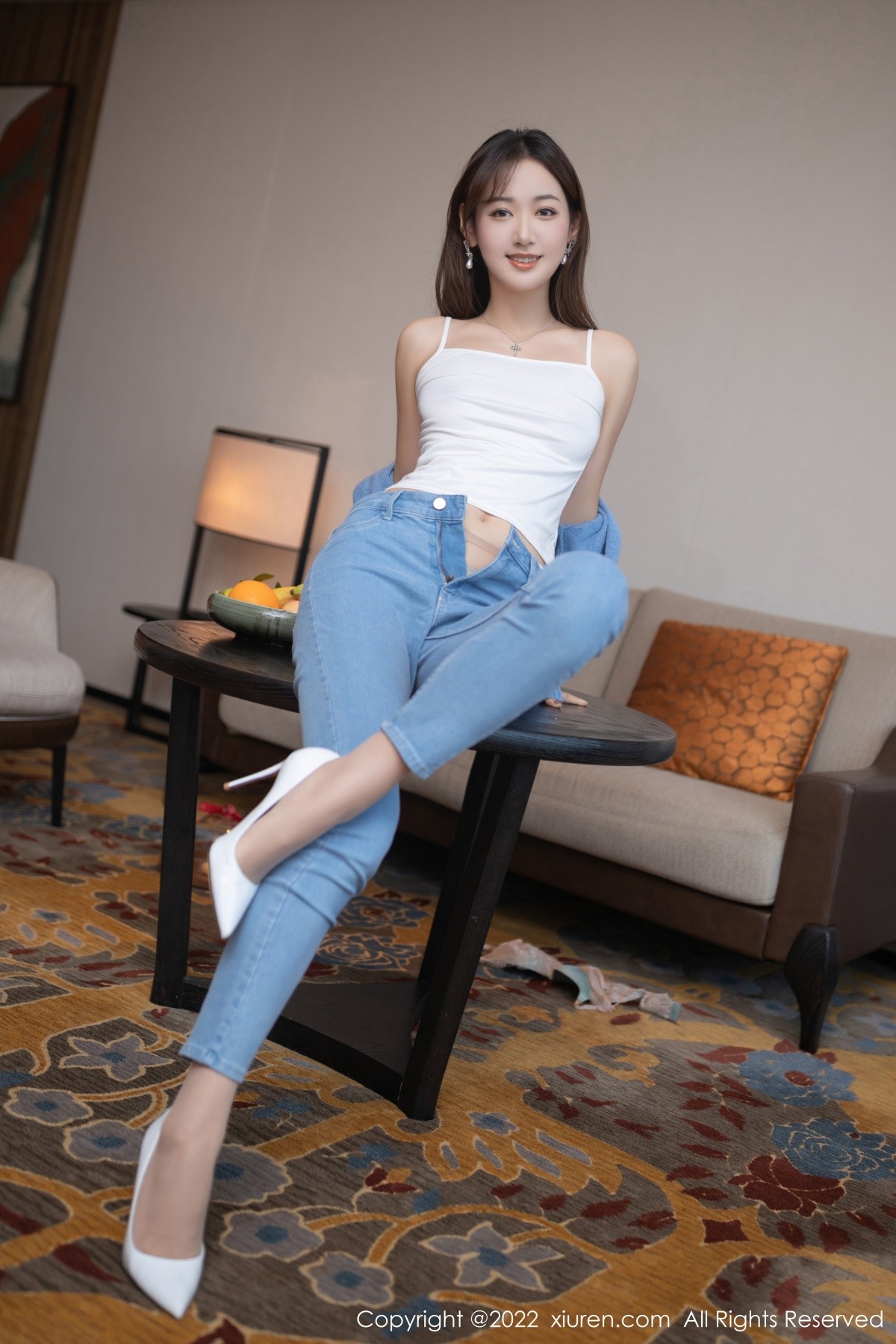 xgyw.top_XiuRen第4582期_模特唐安琪小学妹角色扮演轻透白色上衣配牛仔裤性感迷人写真73P