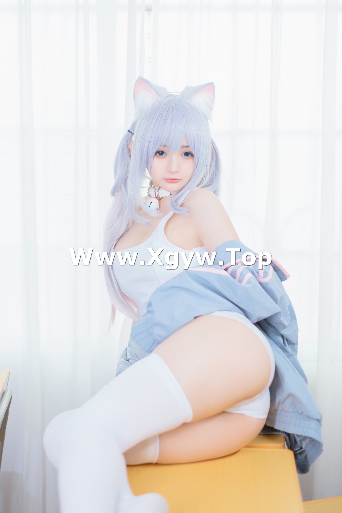 xgyw.top_网络美女桜井宁宁宁宁喵主题私房半脱运动外套露低胸吊带秀丰满身材诱惑写真49P