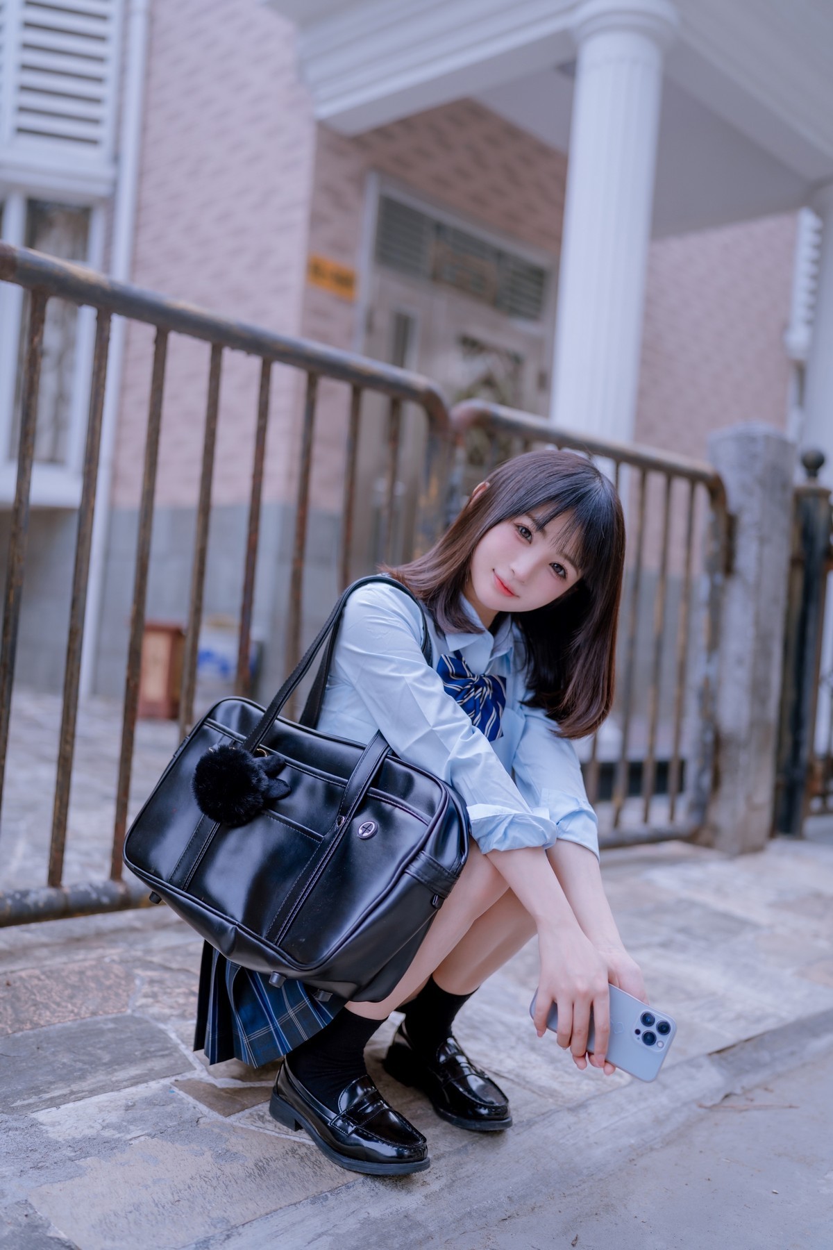 xgyw.top_网络美女桜井宁宁JK之居家主题私房床上半脱露性感白色蕾丝内衣丰满诱惑写真66P