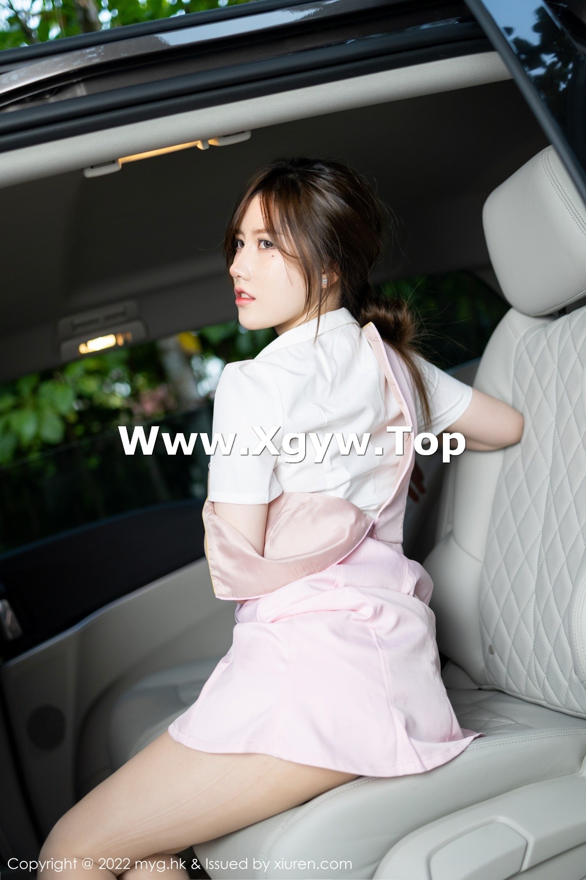xgyw.top_[MyGirl美媛馆]Vol.626_模特美桃酱珠三角旅拍户外脱粉色连衣裙露蕾丝内衣诱惑写真112P
