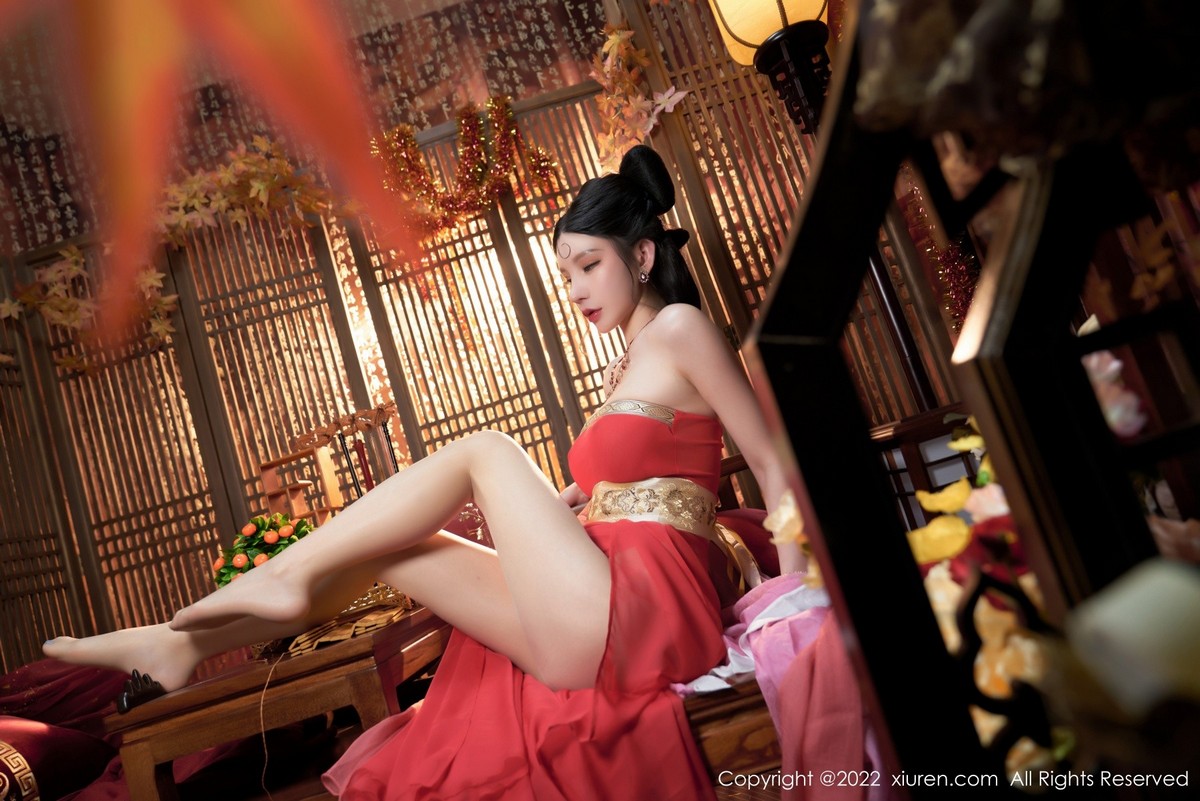 xgyw.top_XiuRen第4575期_女神周于希Sally三亚旅拍妲己角色扮演古装服饰性感迷人写真74P