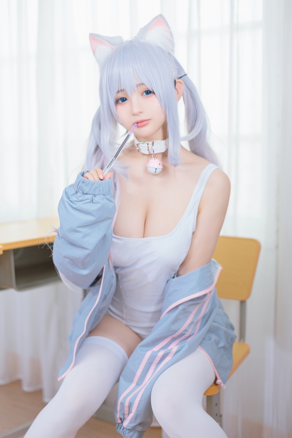xgyw.top_网络美女桜井宁宁宁宁喵主题私房半脱运动外套露低胸吊带秀丰满身材诱惑写真49P