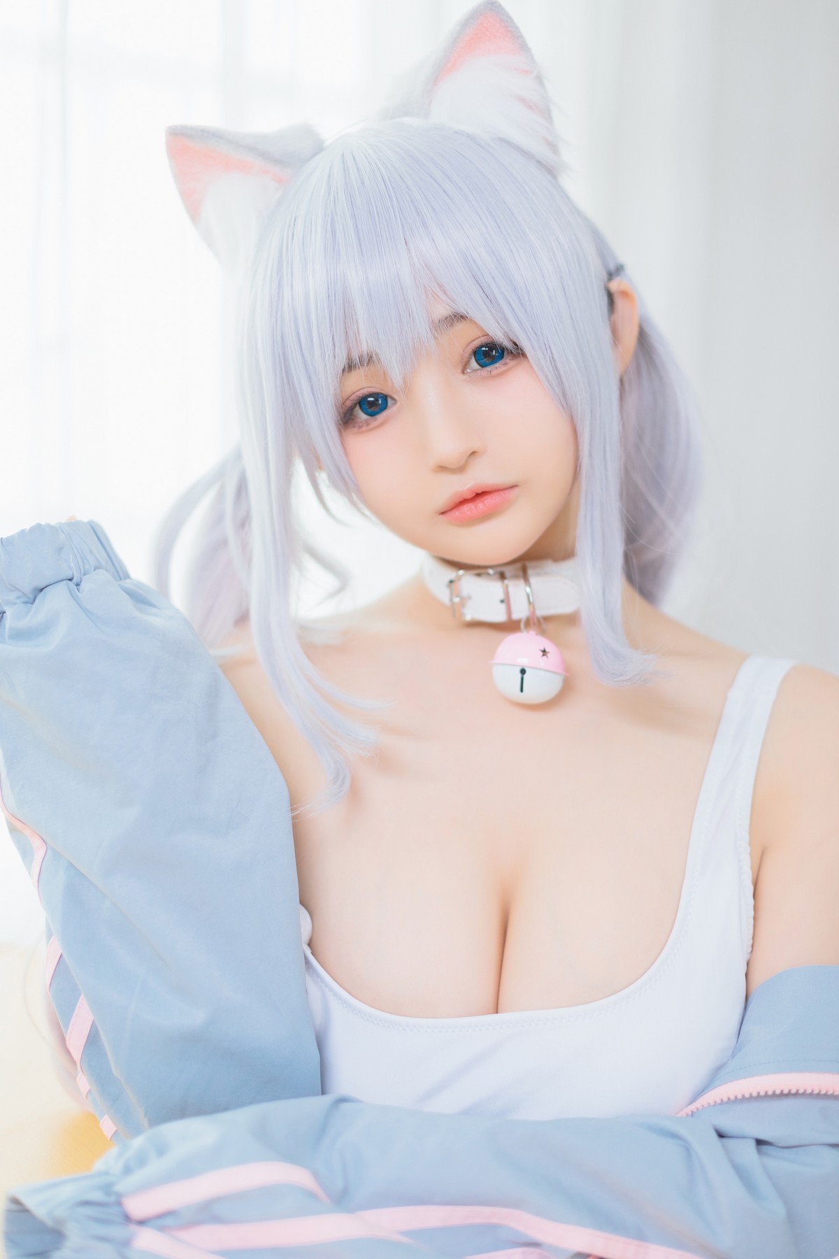 xgyw.top_网络美女桜井宁宁宁宁喵主题私房半脱运动外套露低胸吊带秀丰满身材诱惑写真49P