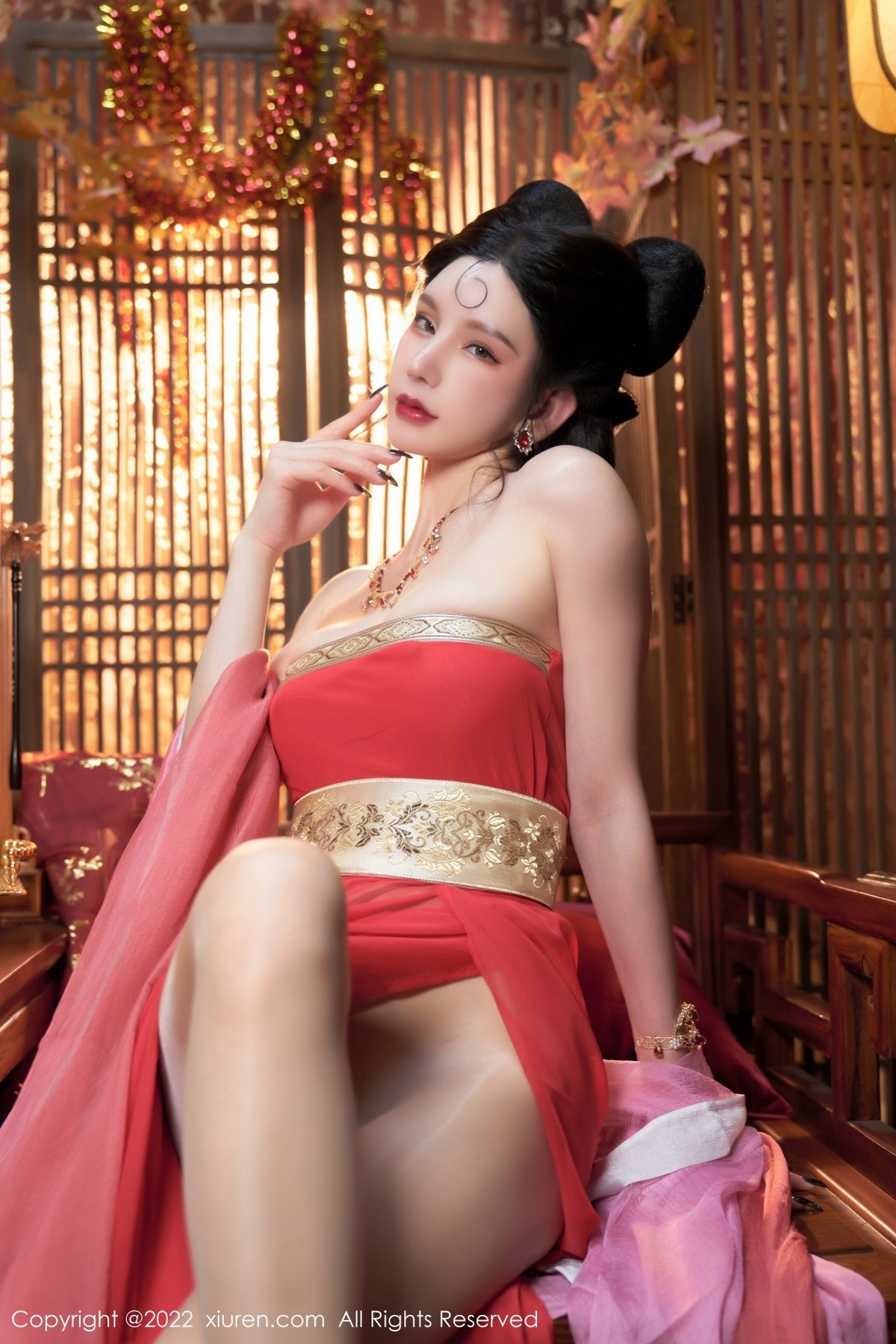 xgyw.top_XiuRen第4575期_女神周于希Sally三亚旅拍妲己角色扮演古装服饰性感迷人写真74P