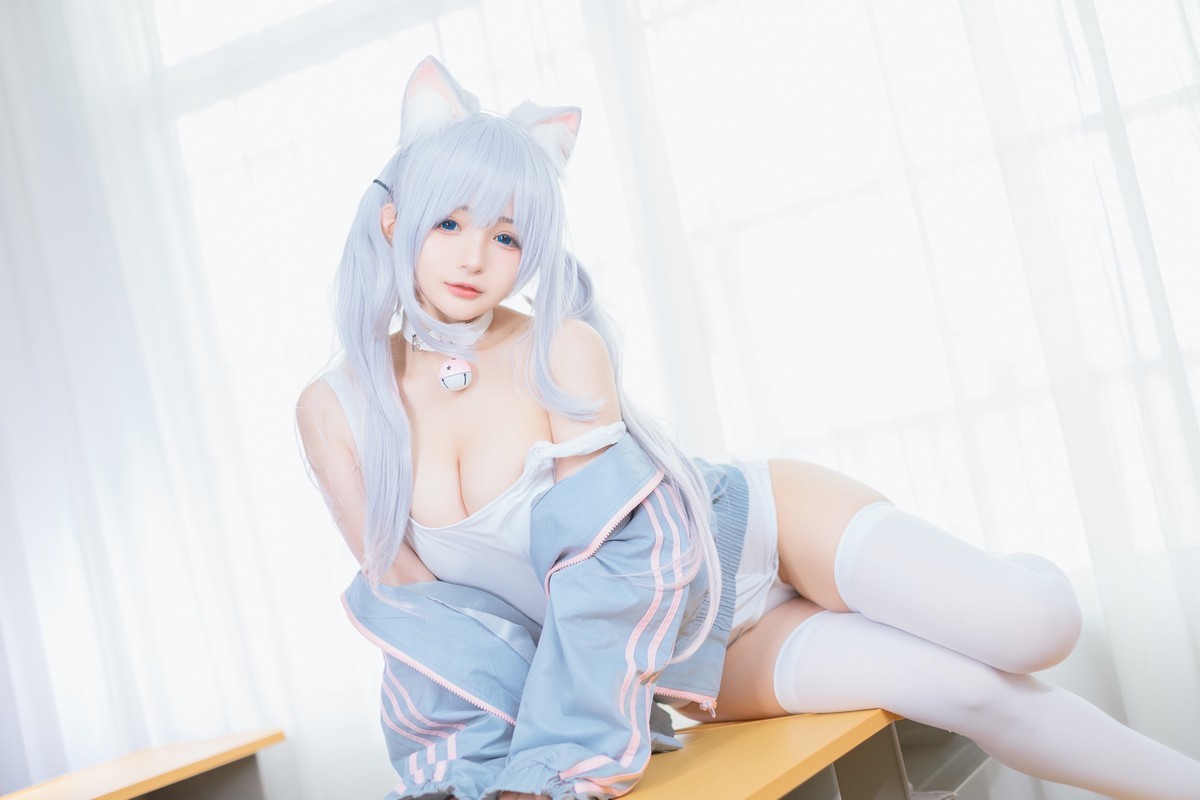 xgyw.top_网络美女桜井宁宁宁宁喵主题私房半脱运动外套露低胸吊带秀丰满身材诱惑写真49P