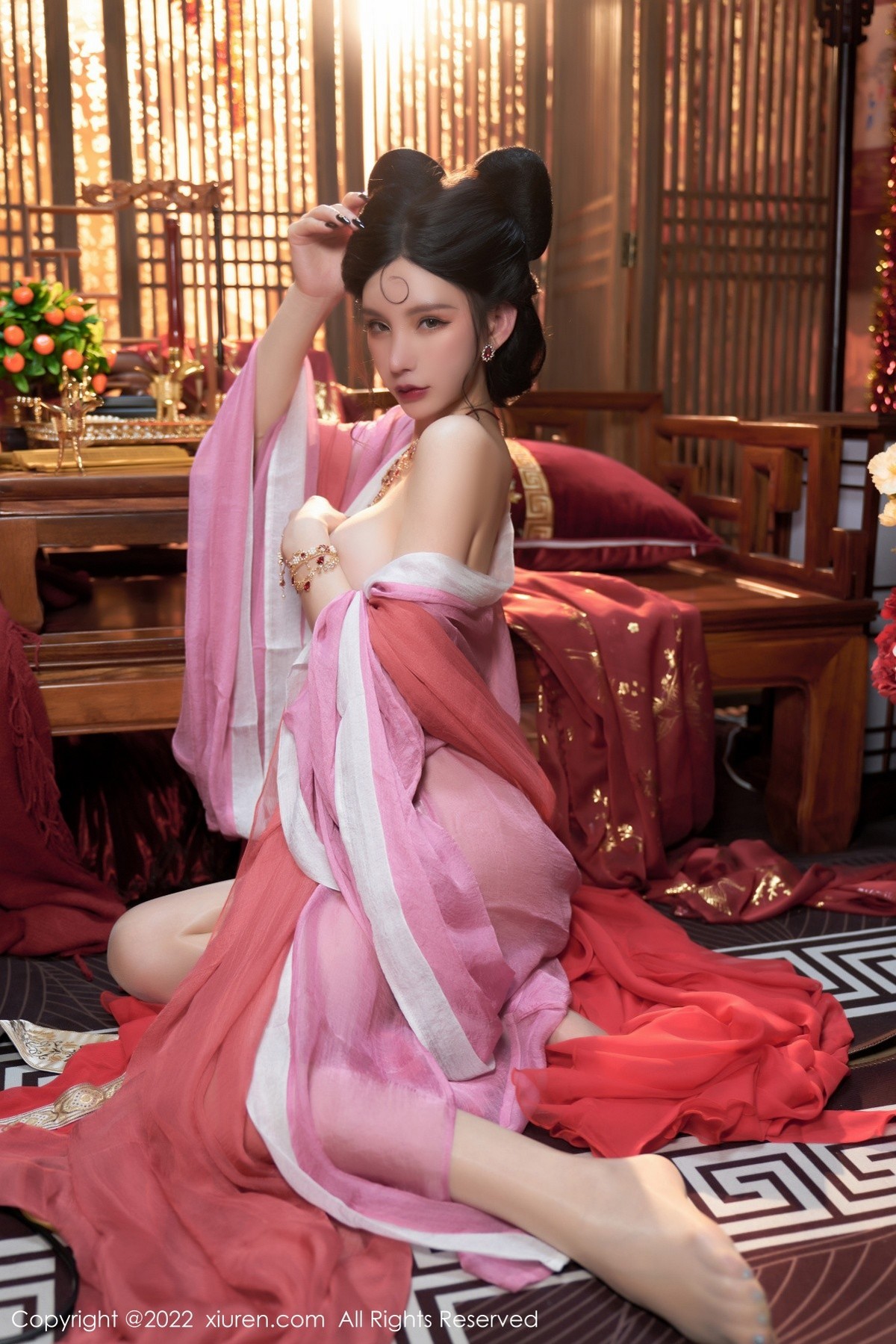xgyw.top_XiuRen第4575期_女神周于希Sally三亚旅拍妲己角色扮演古装服饰性感迷人写真74P