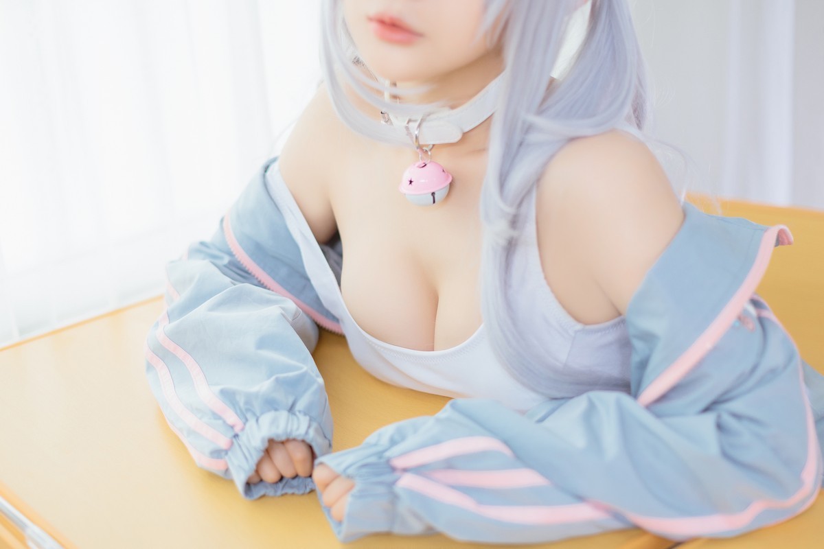 xgyw.top_网络美女桜井宁宁宁宁喵主题私房半脱运动外套露低胸吊带秀丰满身材诱惑写真49P