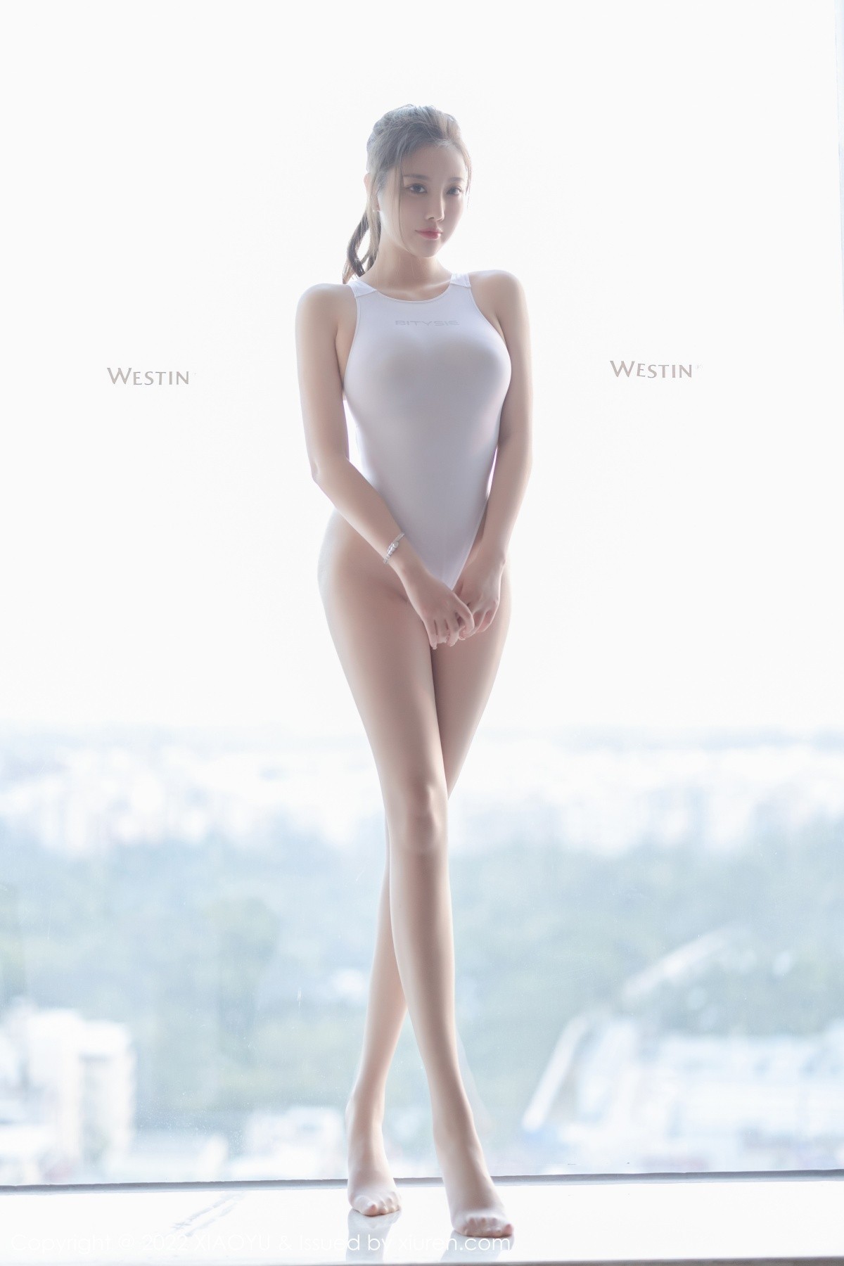 xgyw.top_[XiaoYu画语界]Vol.714_女神杨晨晨Yome脱运动服露性感白色连体衣超薄肉丝诱惑写真100P