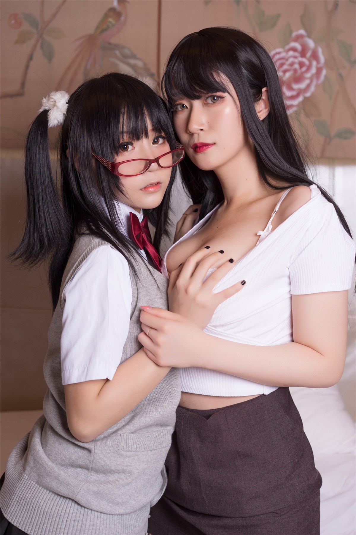 xgyw.top_Coser小姐姐白银＆摇摇乐性感姐妹花主题私房性感丝袜系列秀翘臀撩人诱惑写真125P