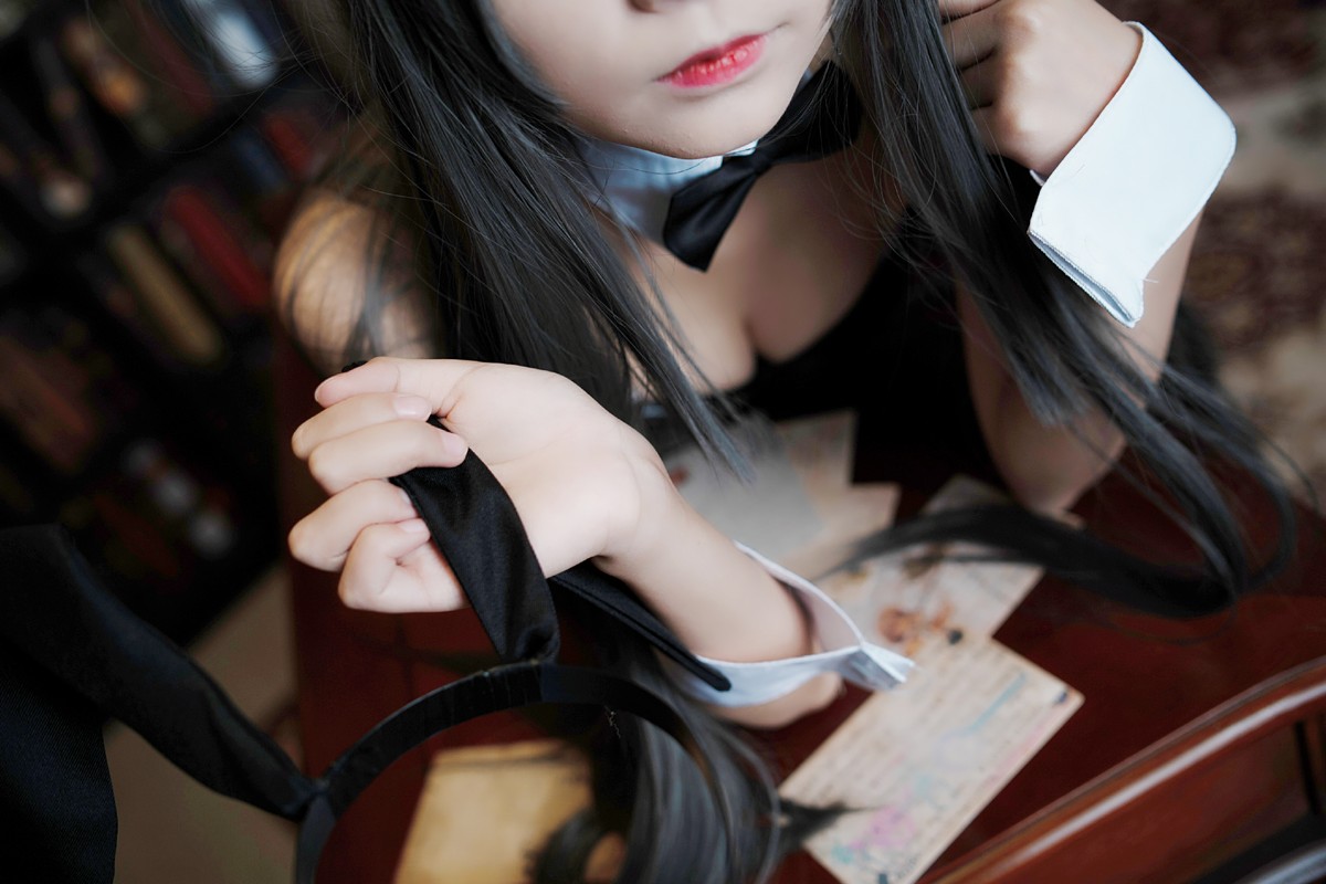 xgyw.top_清纯少女五更百鬼樱岛麻衣兔女郎主题性感黑色低胸连体衣配黑丝裤袜诱惑写真38P