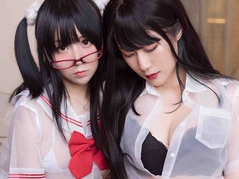 Coser大姐姐白银＆摇摇乐性感姐妹花主题私人性感丝袜系列秀蜜桃臀撩人骚扰写真125P