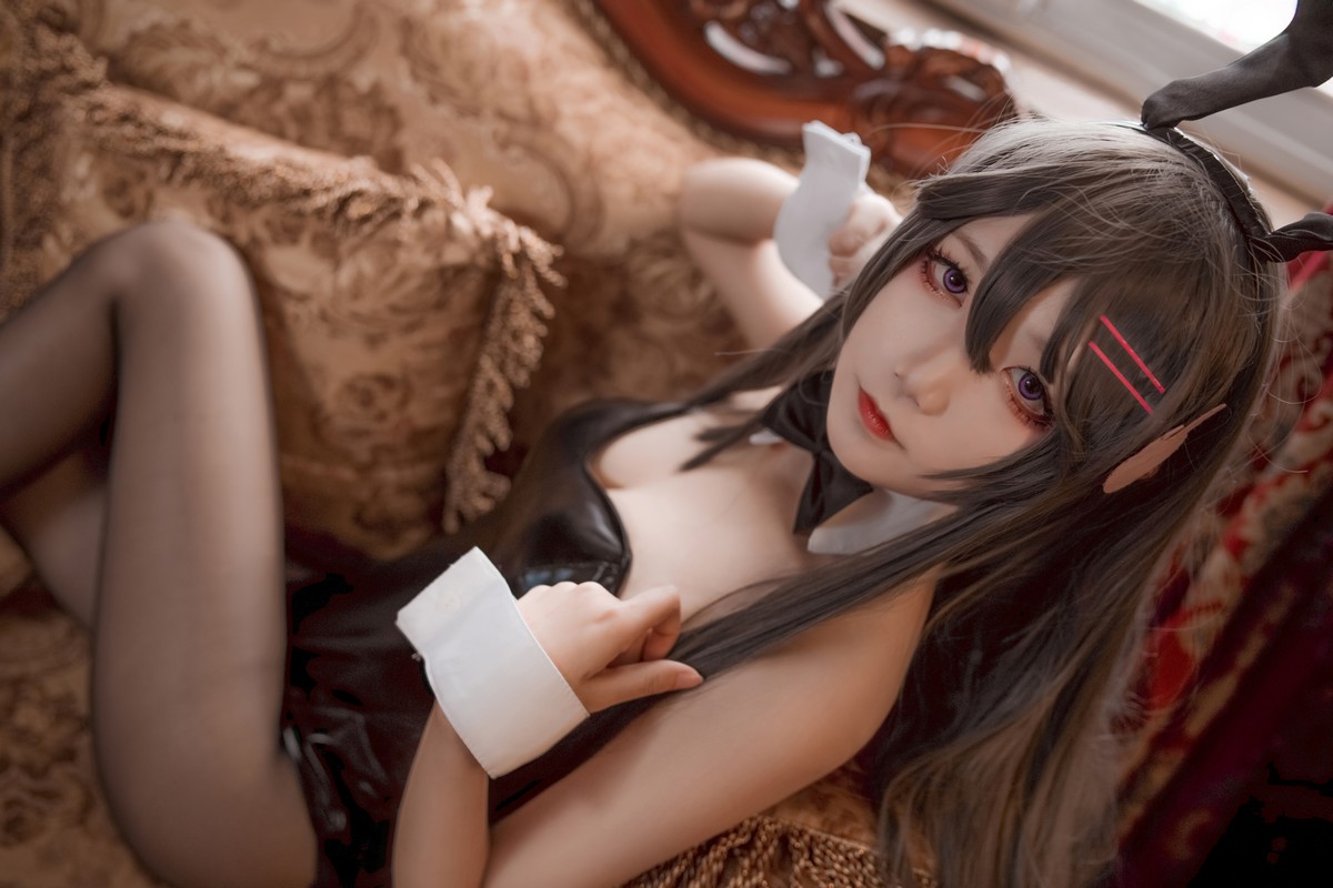 xgyw.top_清纯少女五更百鬼樱岛麻衣兔女郎主题性感黑色低胸连体衣配黑丝裤袜诱惑写真38P