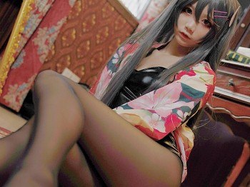 清纯少女五更百鬼樱岛麻衣兔女郎主题性感黑色低胸贴身衣配黑色丝袜裤袜骚扰写真38P