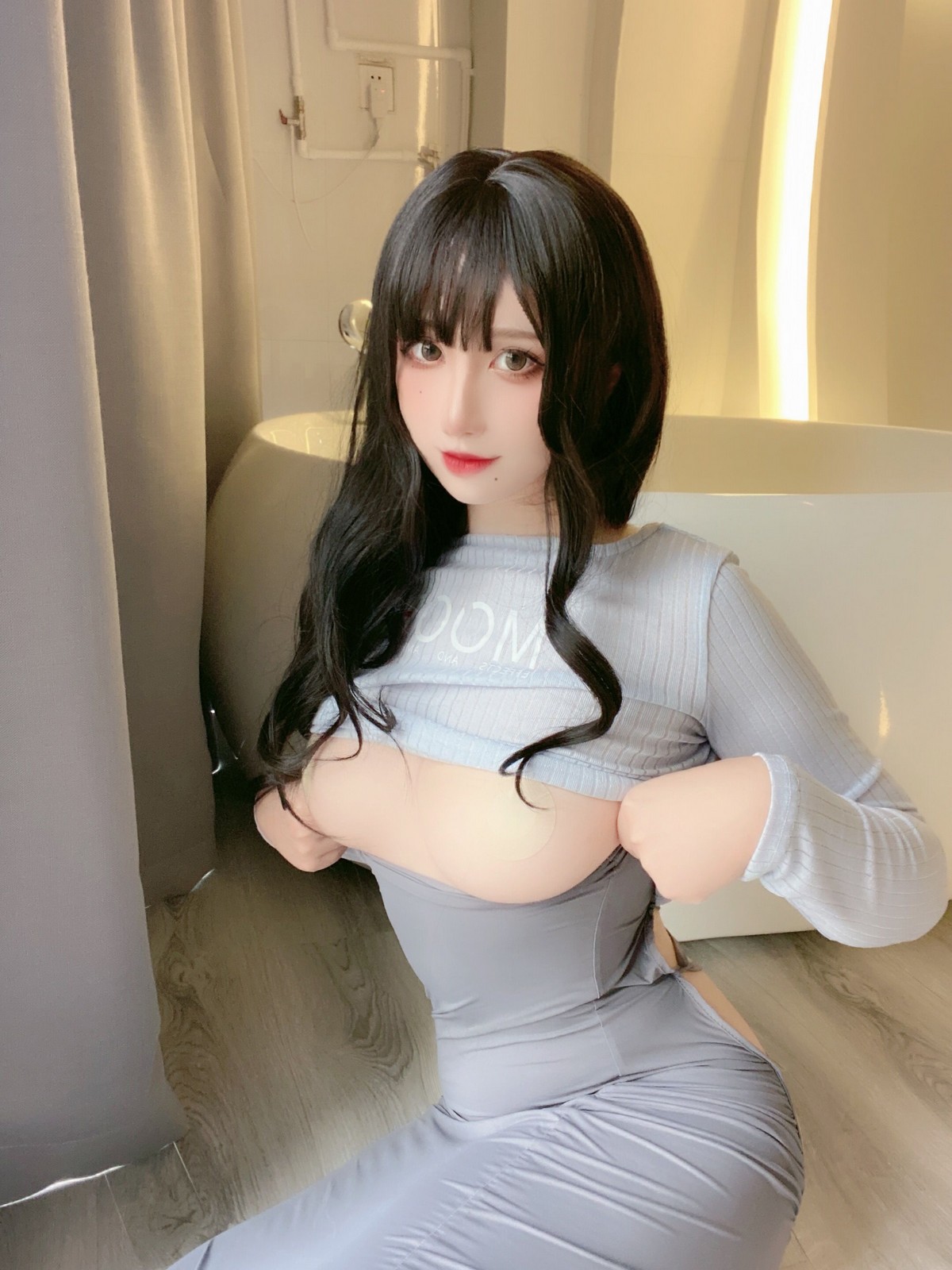 xgyw.top_动漫博主九曲Jean吉他妹妹主题私房性感针织毛衣半撩真空露豪乳半球诱惑写真40P