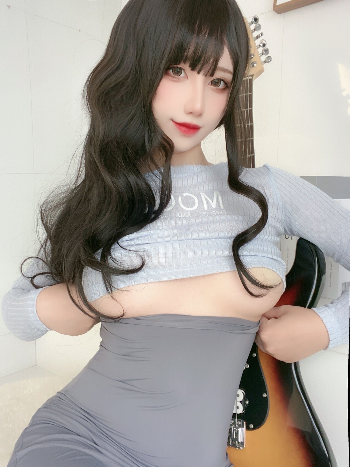 xgyw.top_动漫博主九曲Jean吉他妹妹主题私房性感针织毛衣半撩真空露豪乳半球诱惑写真40P