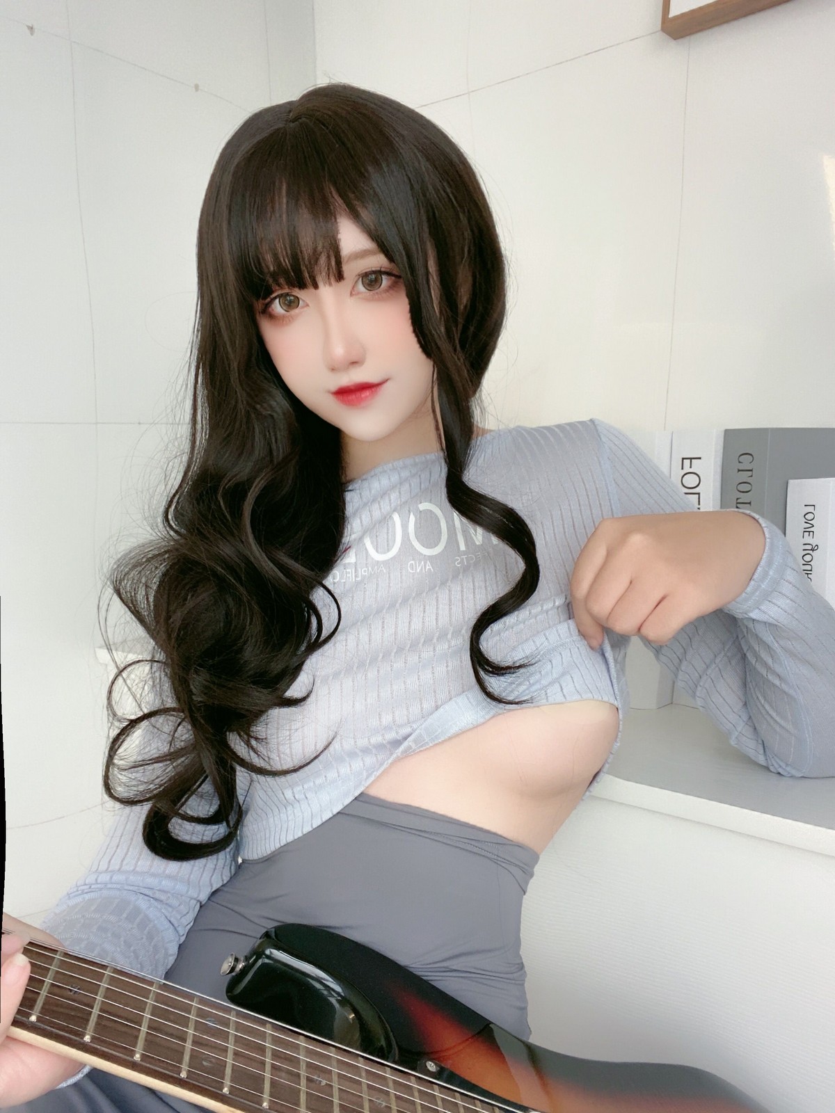 xgyw.top_动漫博主九曲Jean吉他妹妹主题私房性感针织毛衣半撩真空露豪乳半球诱惑写真40P