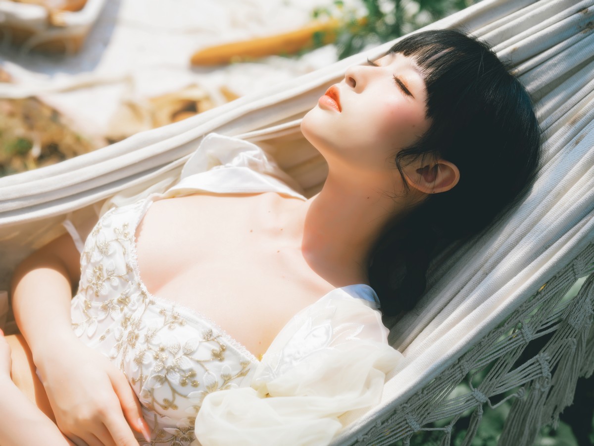 xgyw.top_性感尤物清水由乃湿水洛丽塔主题户外绿色草地上性感内衣湿身惹火诱惑写真61P