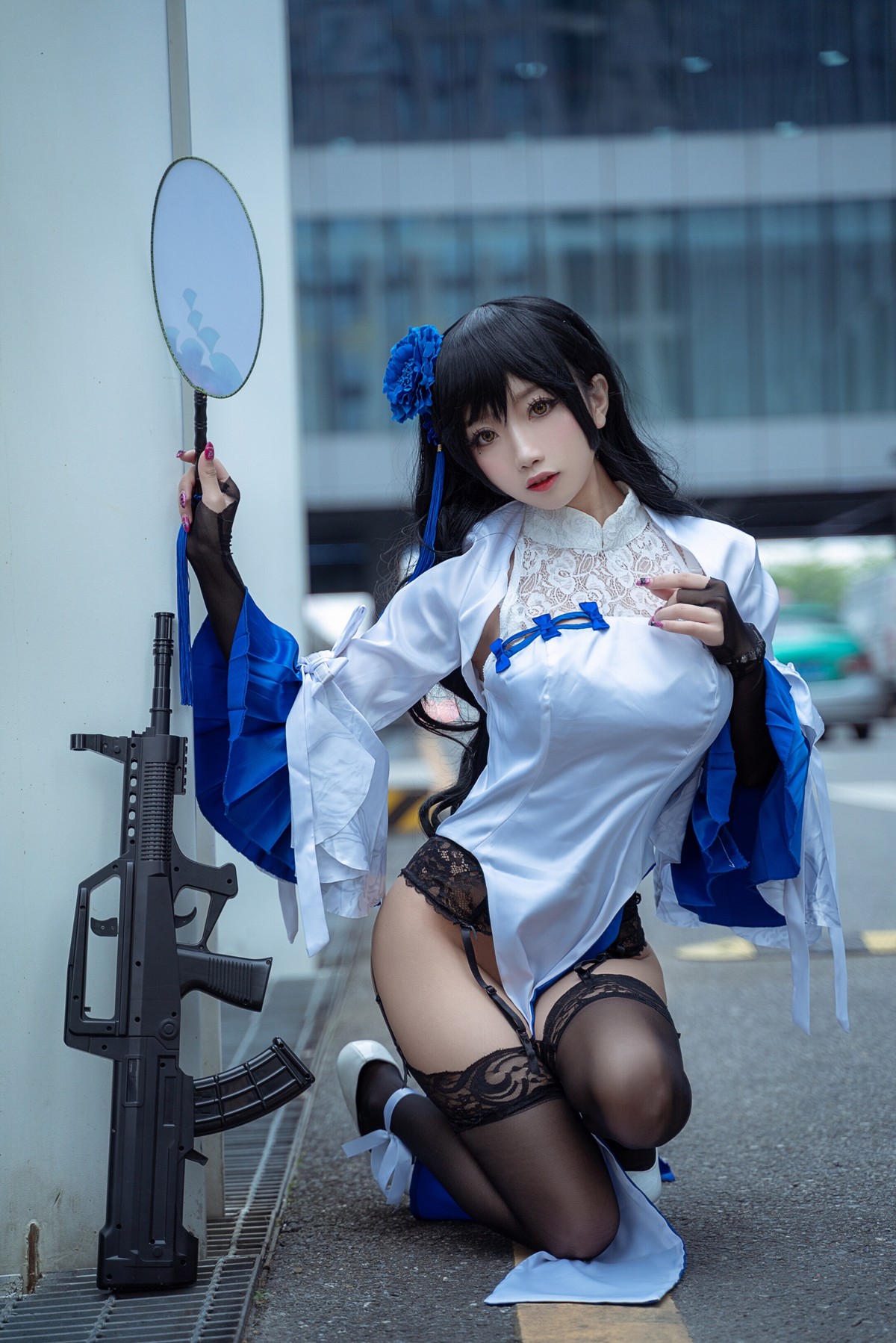 xgyw.top_白嫩美少女鬼畜瑶在不在玉玲珑主题性感白色上衣配黑色蕾丝吊袜极致魅惑写真30P