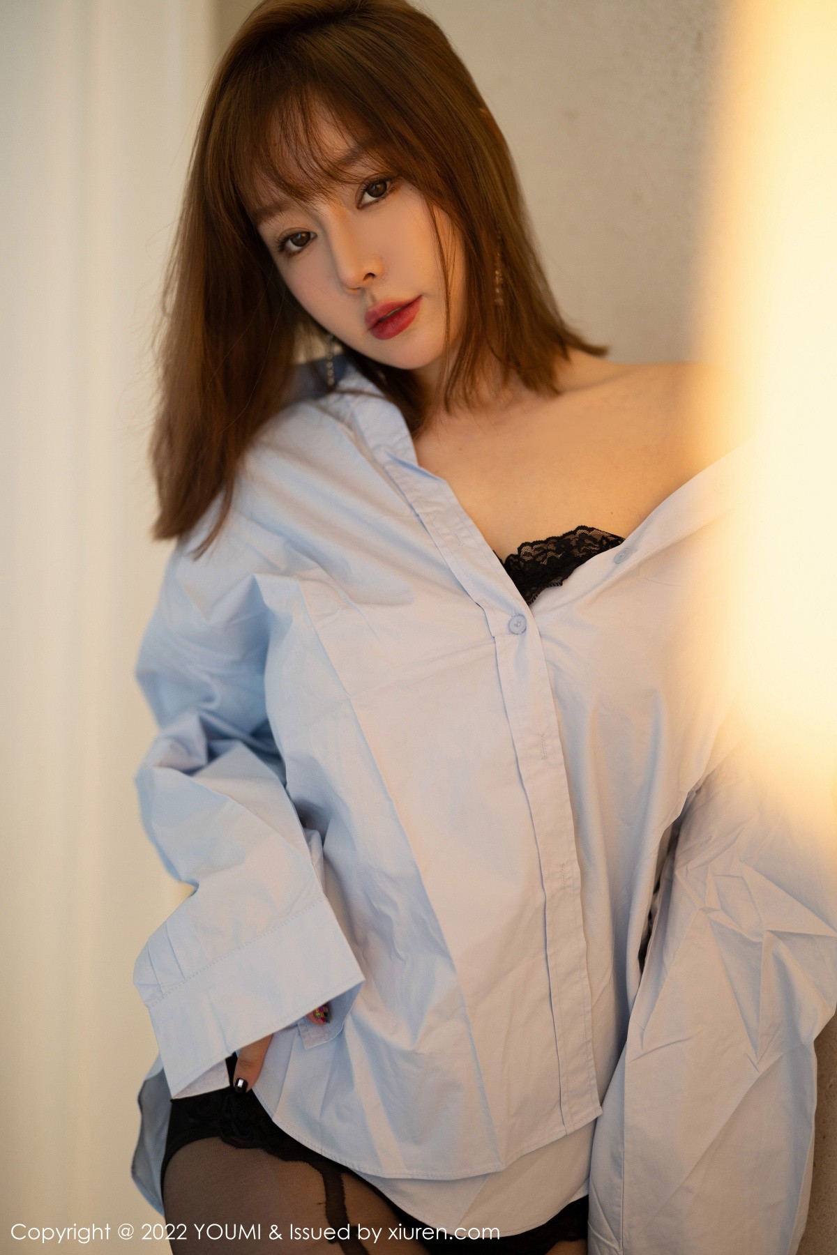 xgyw.top_[YouMi尤蜜荟]Vol.754_女神王雨纯三亚旅拍淡蓝色T恤配蕾丝吊袜秀完美身材诱惑写真74P