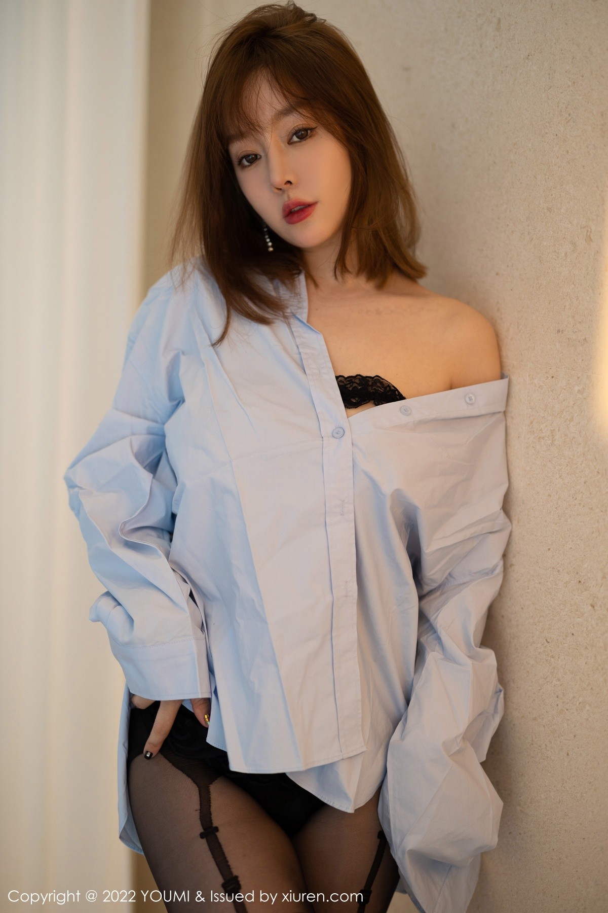 xgyw.top_[YouMi尤蜜荟]Vol.754_女神王雨纯三亚旅拍淡蓝色T恤配蕾丝吊袜秀完美身材诱惑写真74P