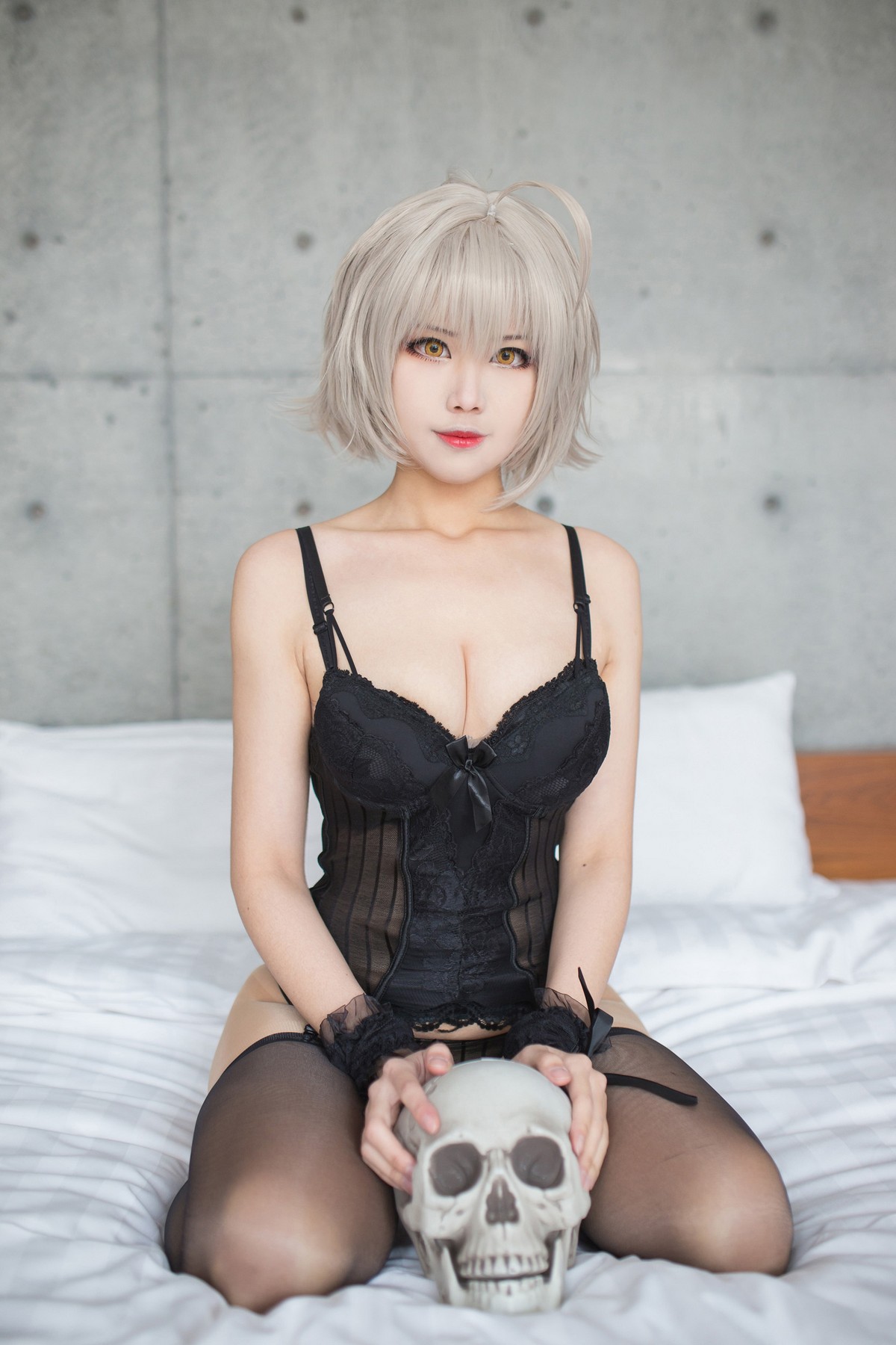 xgyw.top_Coser美女萱-KaYa黑贞黑呆毛下着主题私房性感黑色蕾丝内衣配蕾丝吊袜诱惑写真83P