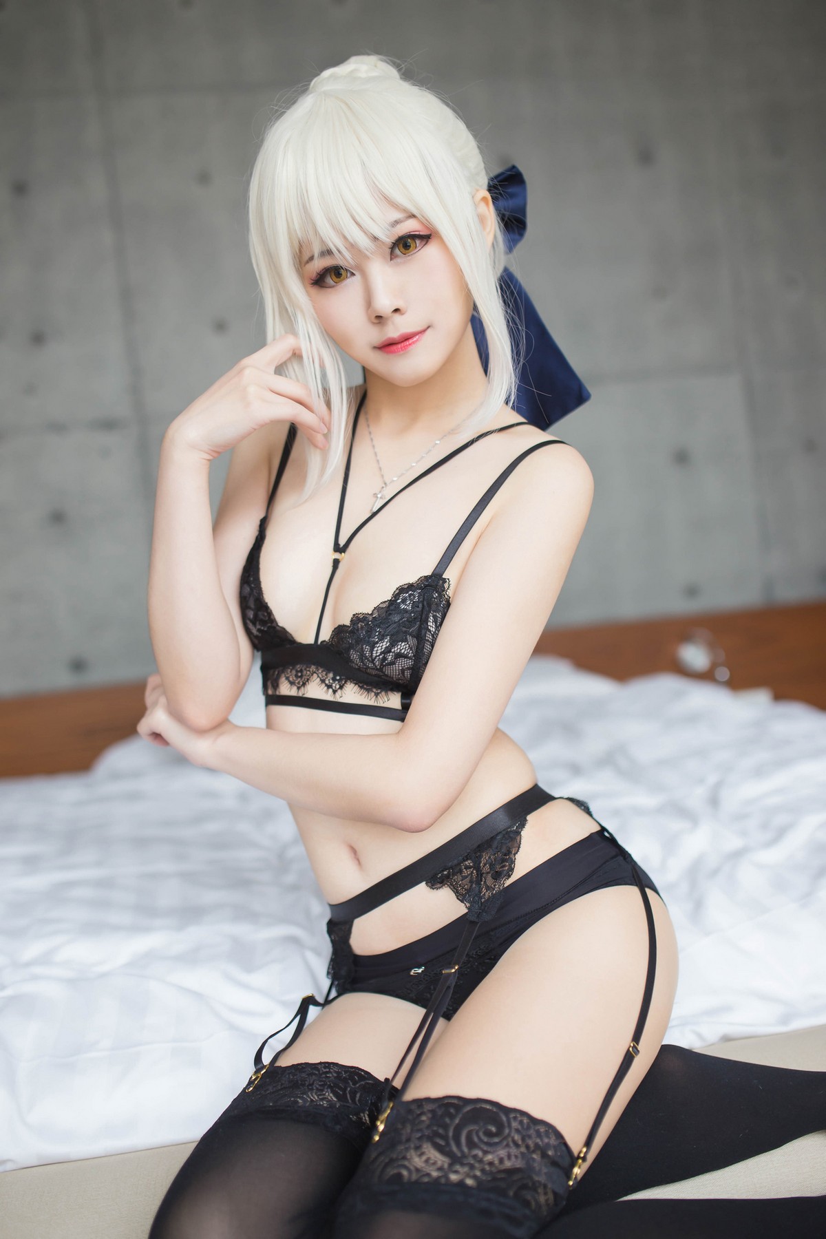 xgyw.top_Coser美女萱-KaYa黑贞黑呆毛下着主题私房性感黑色蕾丝内衣配蕾丝吊袜诱惑写真83P