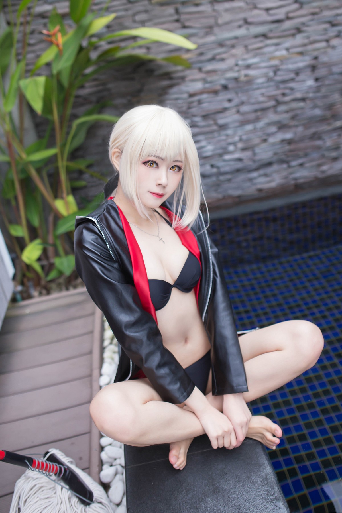 xgyw.top_Coser美女萱-KaYa黑贞黑呆毛下着主题私房性感黑色蕾丝内衣配蕾丝吊袜诱惑写真83P