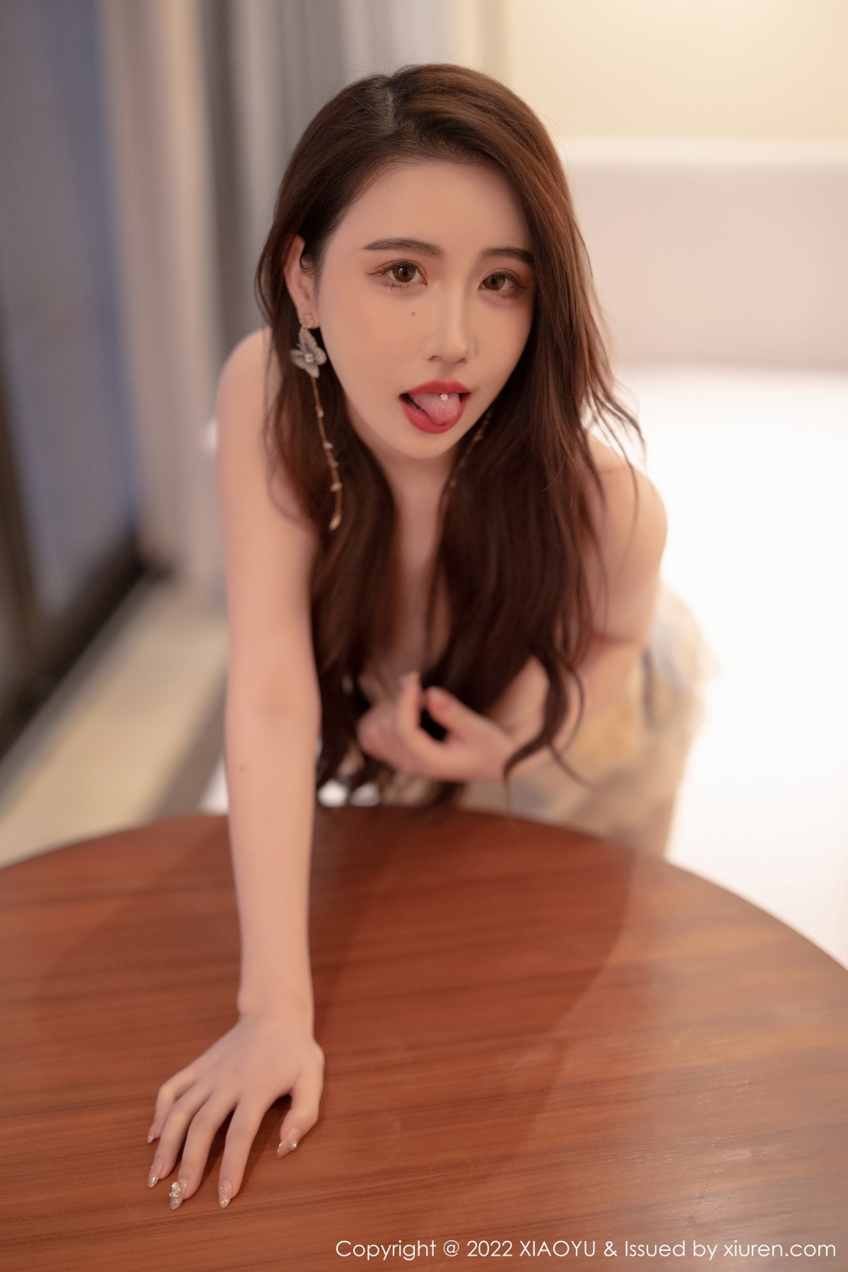 xgyw.top_[XiaoYu画语界]Vol.722_女神绯月樱-Cherry惠州旅拍浴室蓝色吊裙配白丝裤袜诱惑写真65P