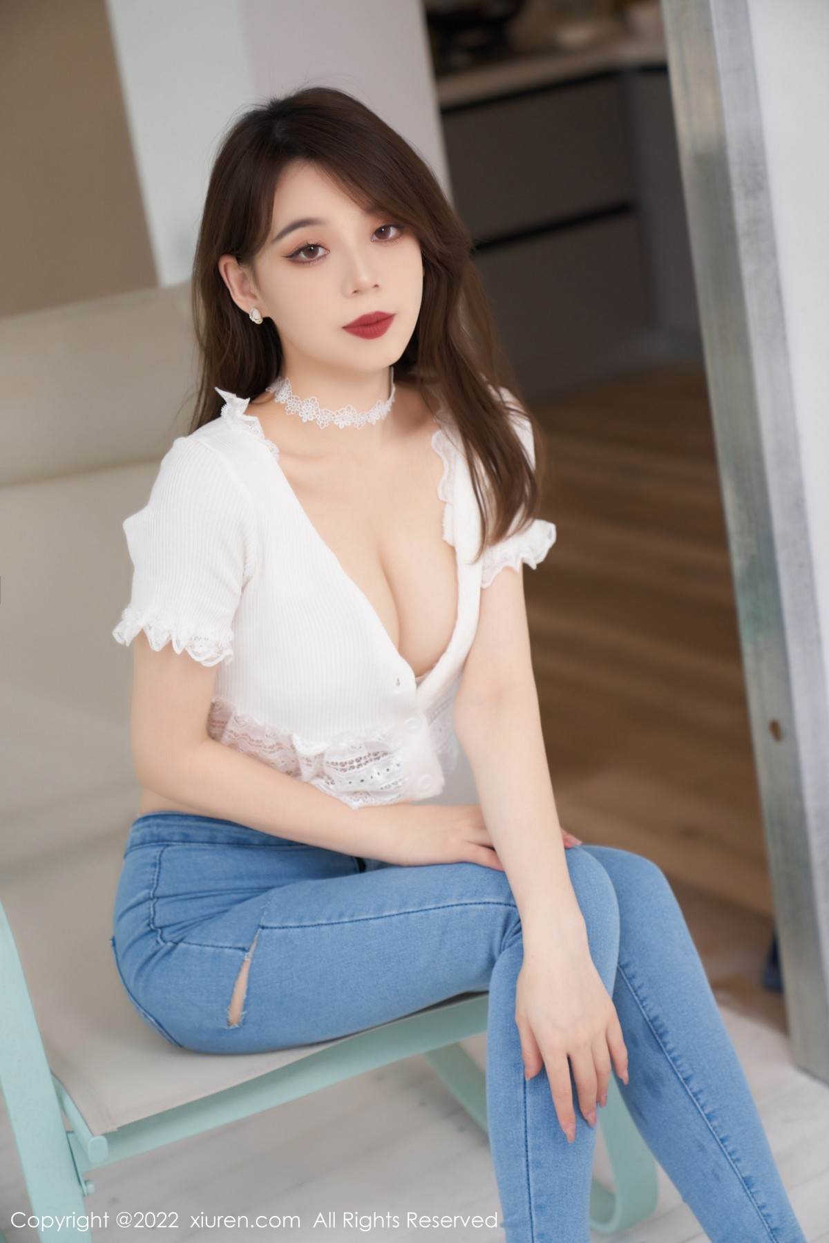 xgyw.top_XiuRen第4633期_模特言沫私房脱牛仔裤露白色蕾丝内衣秀惹火身材极致诱惑写真62P