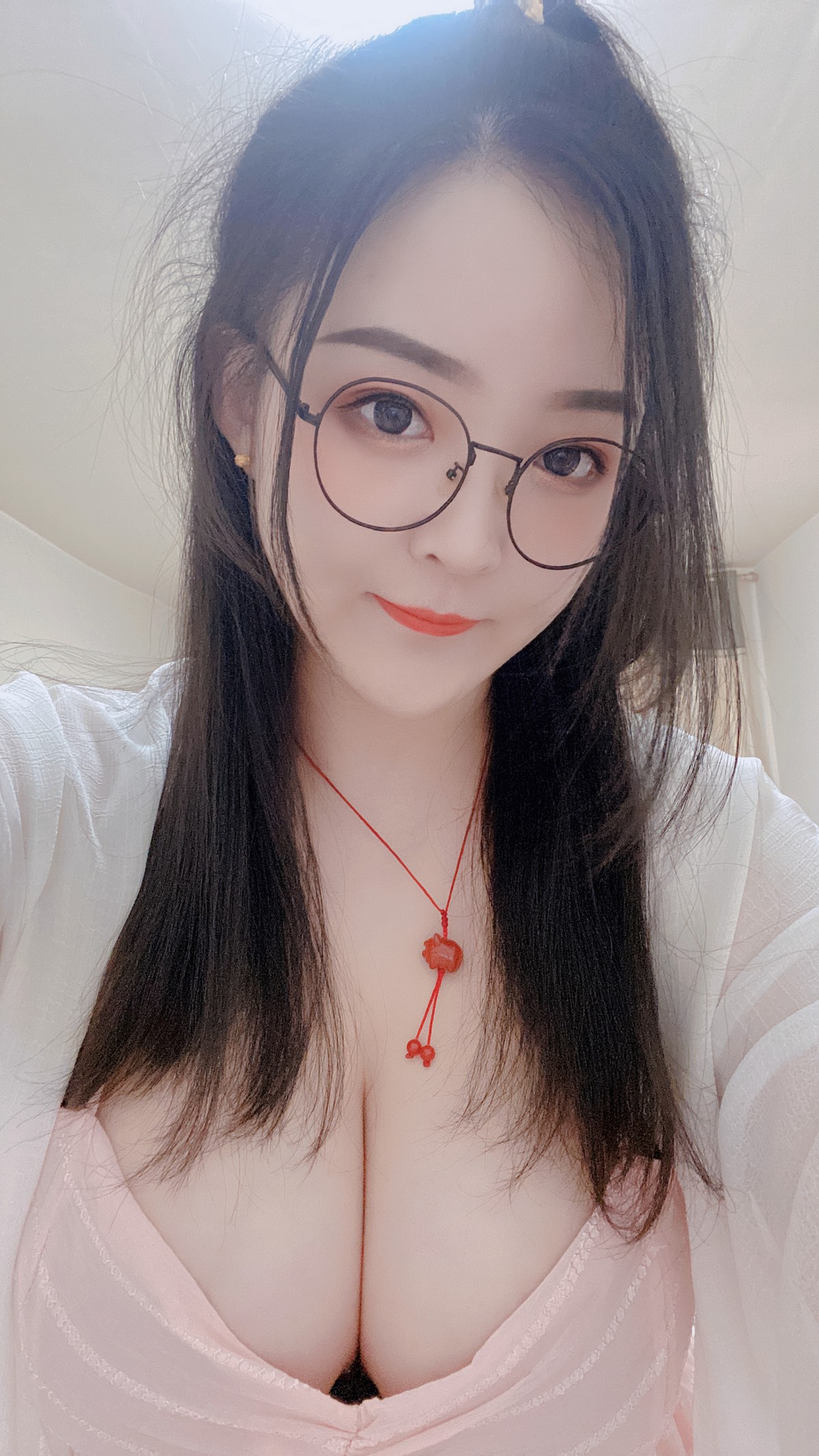 xgyw.top_斗鱼主播电锯甜心小雨福利美图主题私房性感低胸深V服饰秀傲人豪乳诱惑写真111P