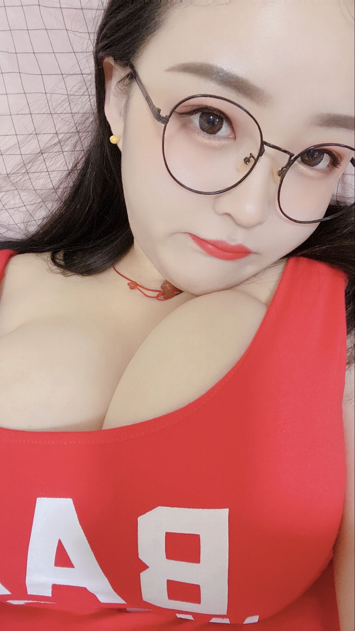 xgyw.top_斗鱼主播电锯甜心小雨福利美图主题私房性感低胸深V服饰秀傲人豪乳诱惑写真111P