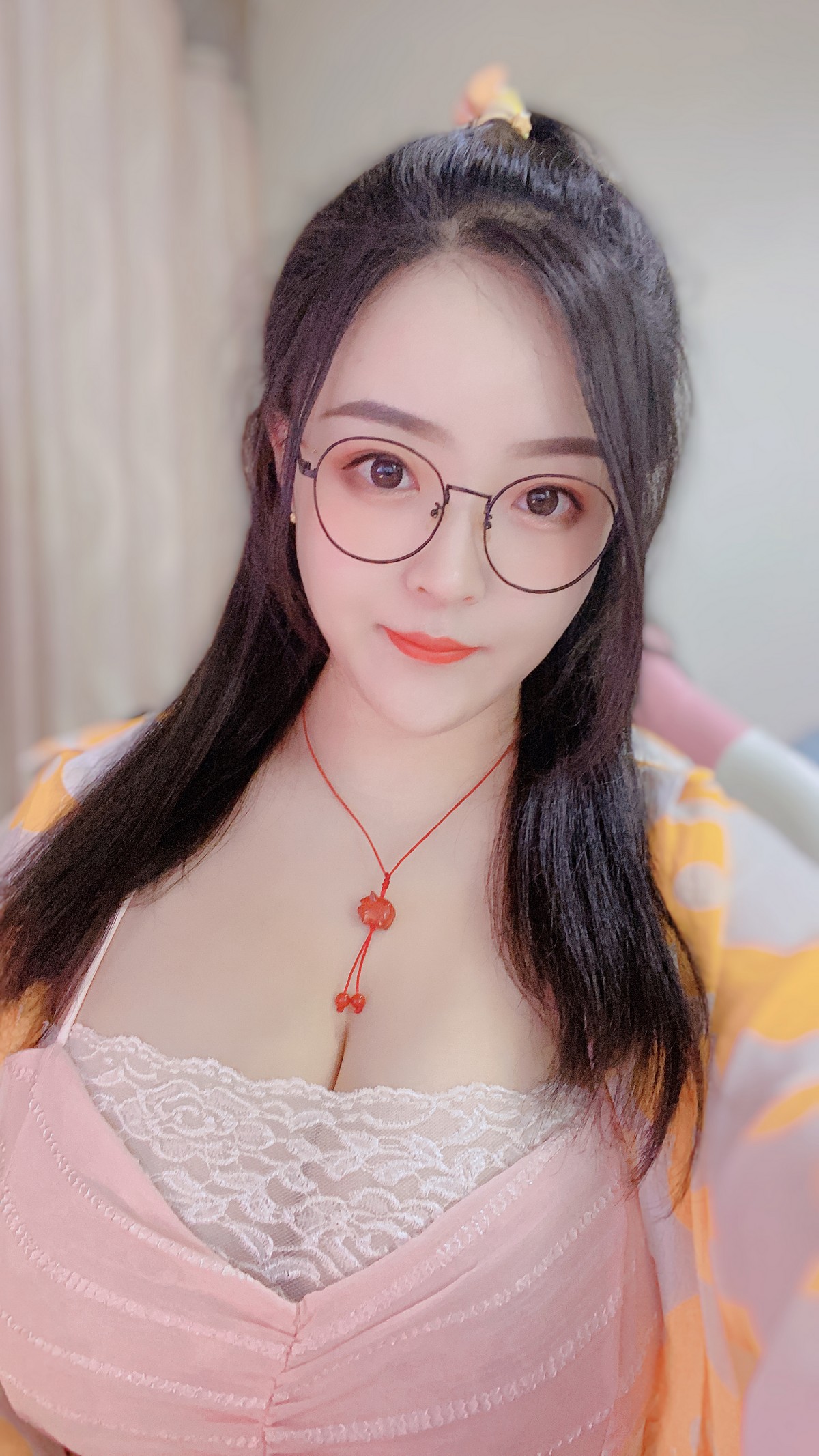 xgyw.top_斗鱼主播电锯甜心小雨福利美图主题私房性感低胸深V服饰秀傲人豪乳诱惑写真111P