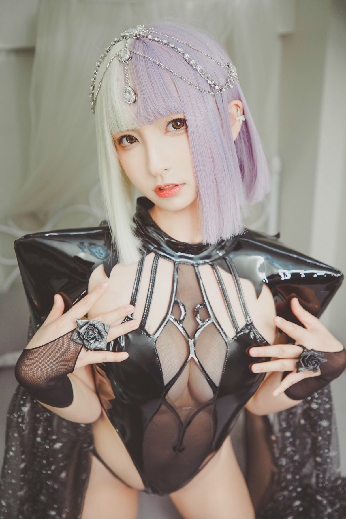 xgyw.top_萝莉美女神楽坂真冬温柔的永远主题私房性感白色缕空内裤配白色蕾丝袜诱惑写真150P