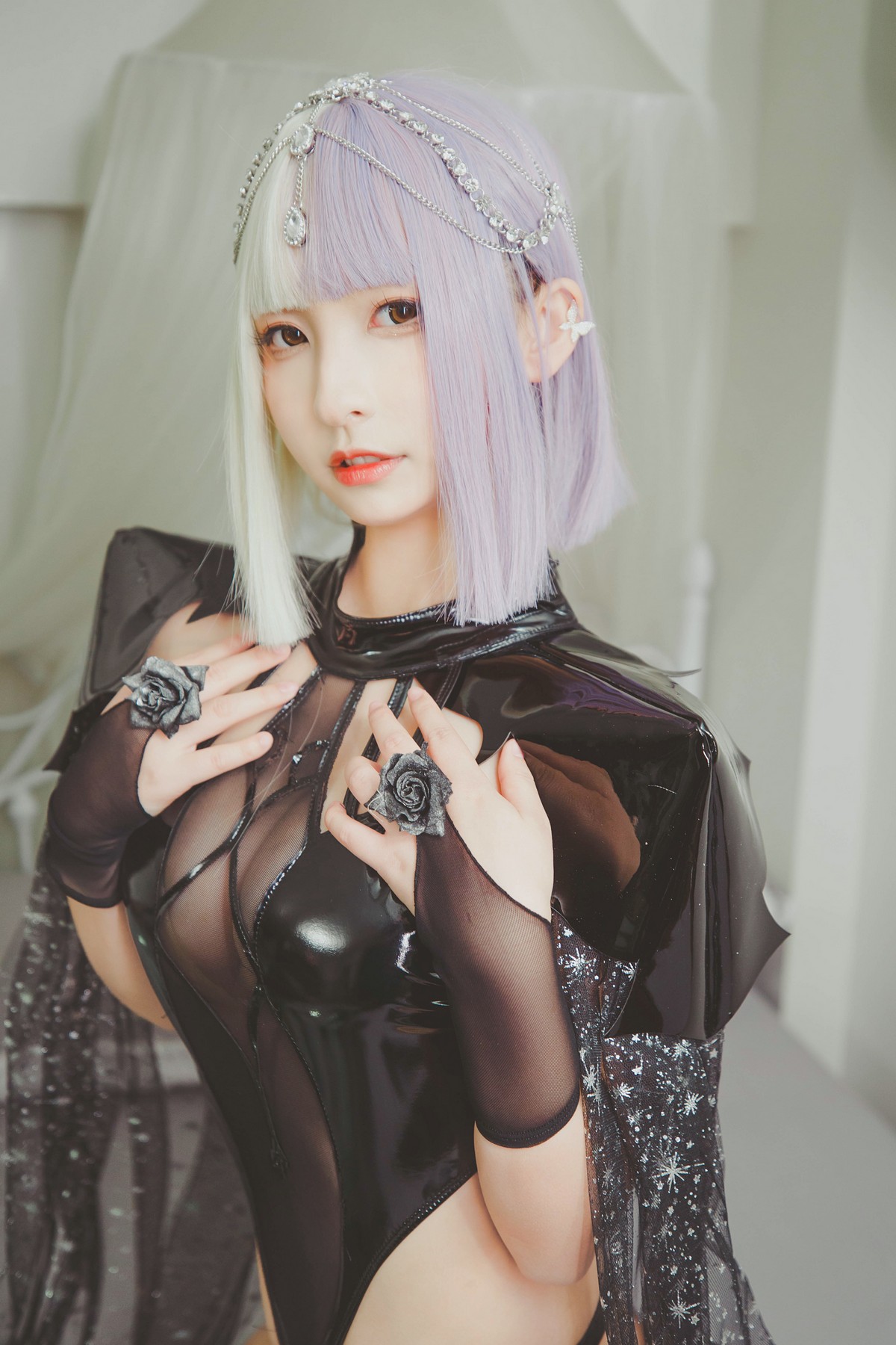 xgyw.top_萝莉美女神楽坂真冬温柔的永远主题私房性感白色缕空内裤配白色蕾丝袜诱惑写真150P