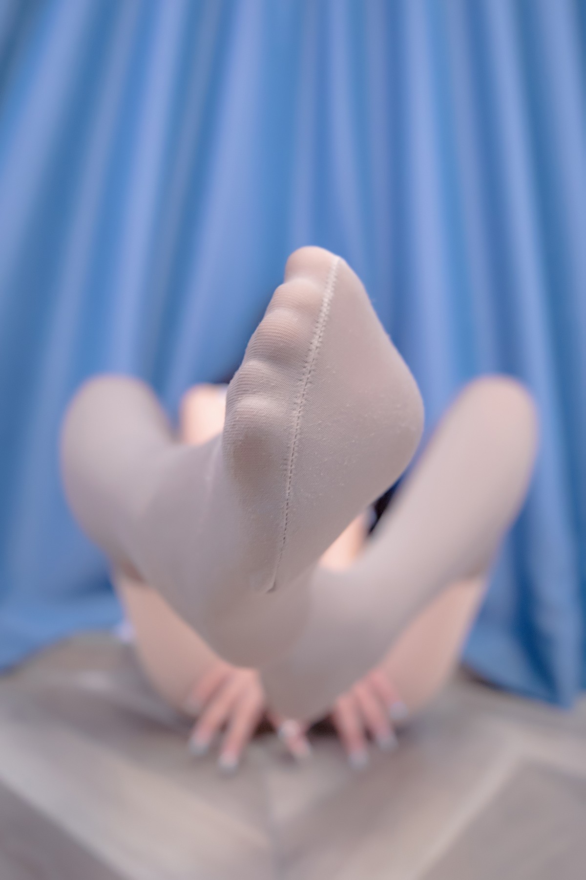xgyw.top_萝莉美女神楽坂真冬熊少女主题私房性感淡粉色内衣配丝袜秀完美身材诱惑写真75P